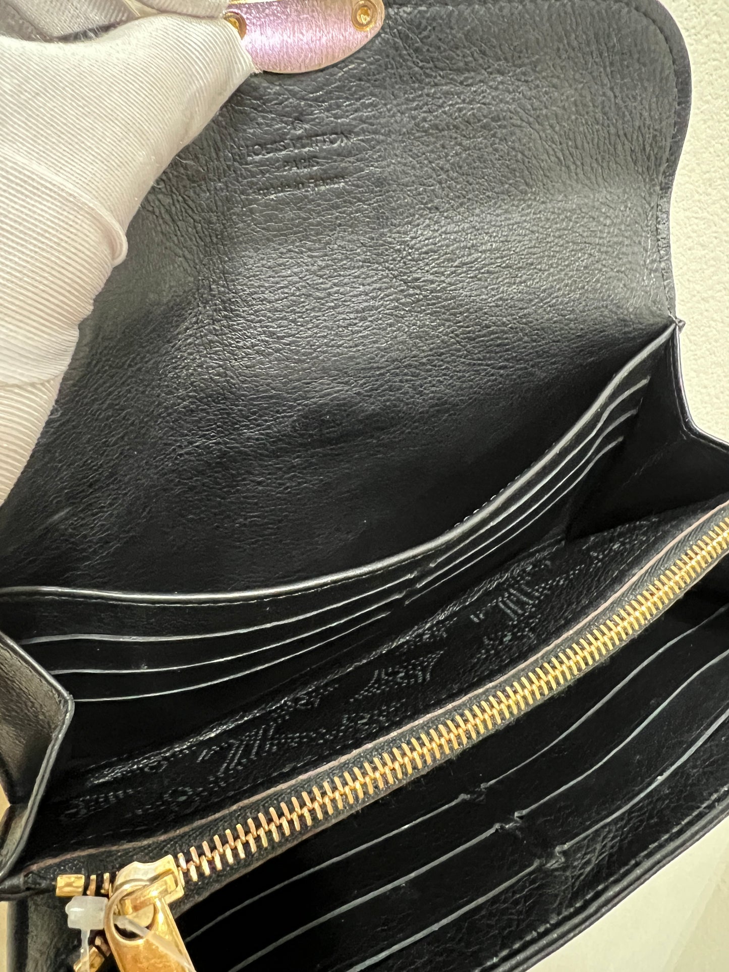 LOUIS VUITTON Wallet Mahina Leather Amelia