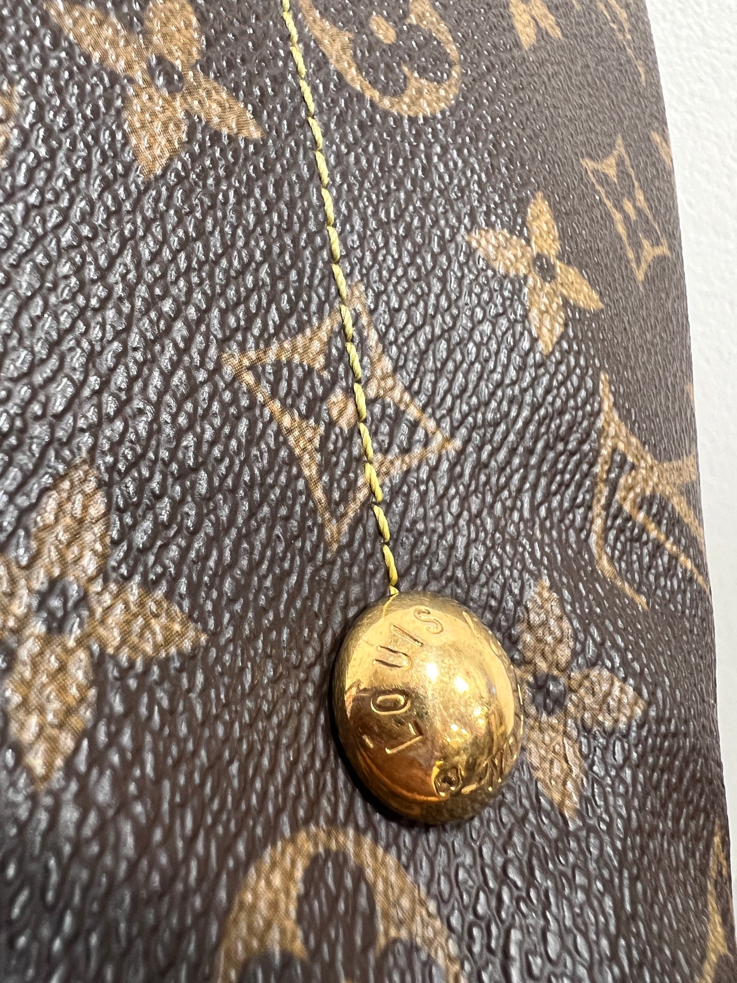 LOUIS VUITTON Tivoli GM