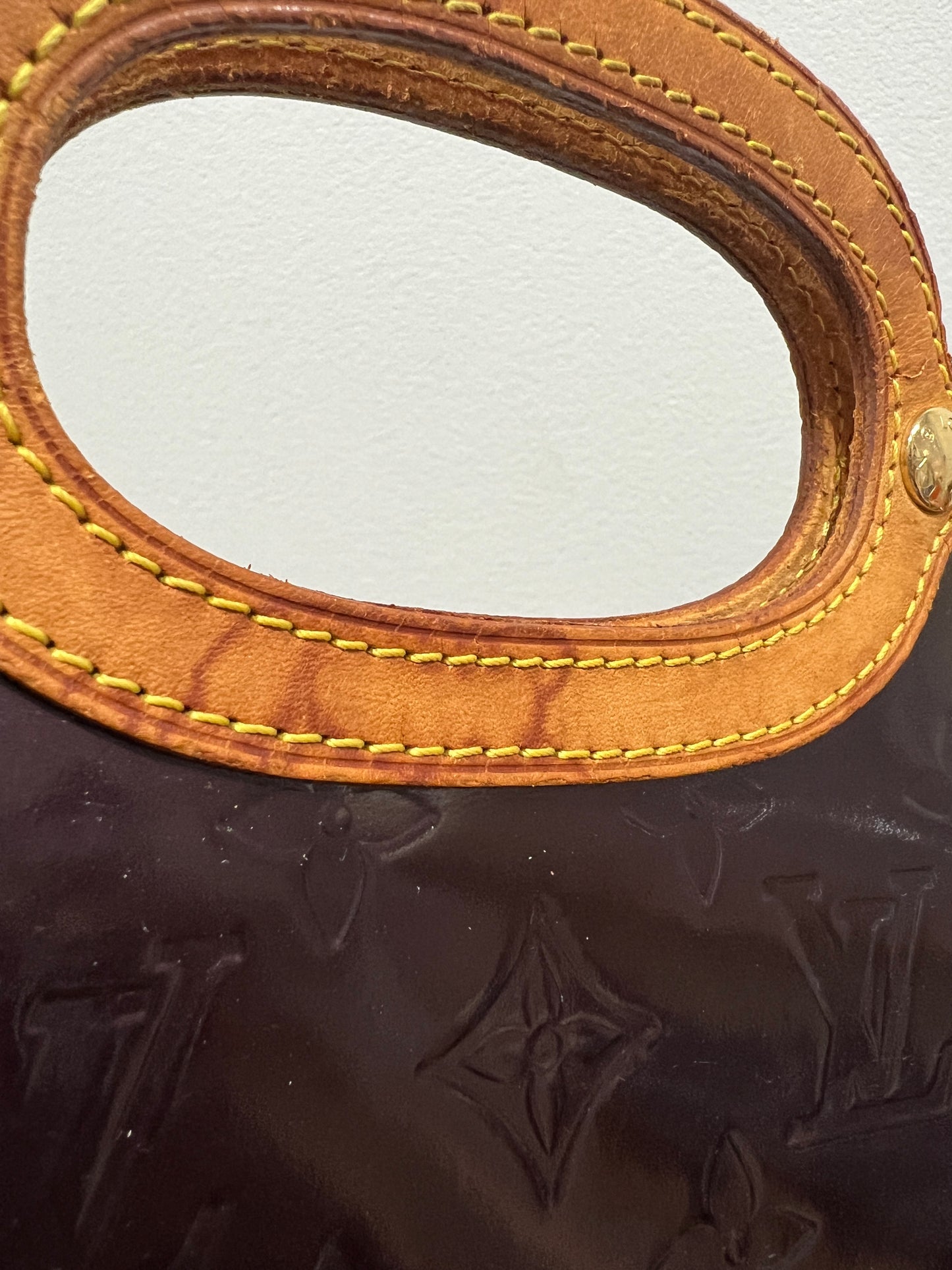 LOUIS VUITTON Roxbury Drive Vernis