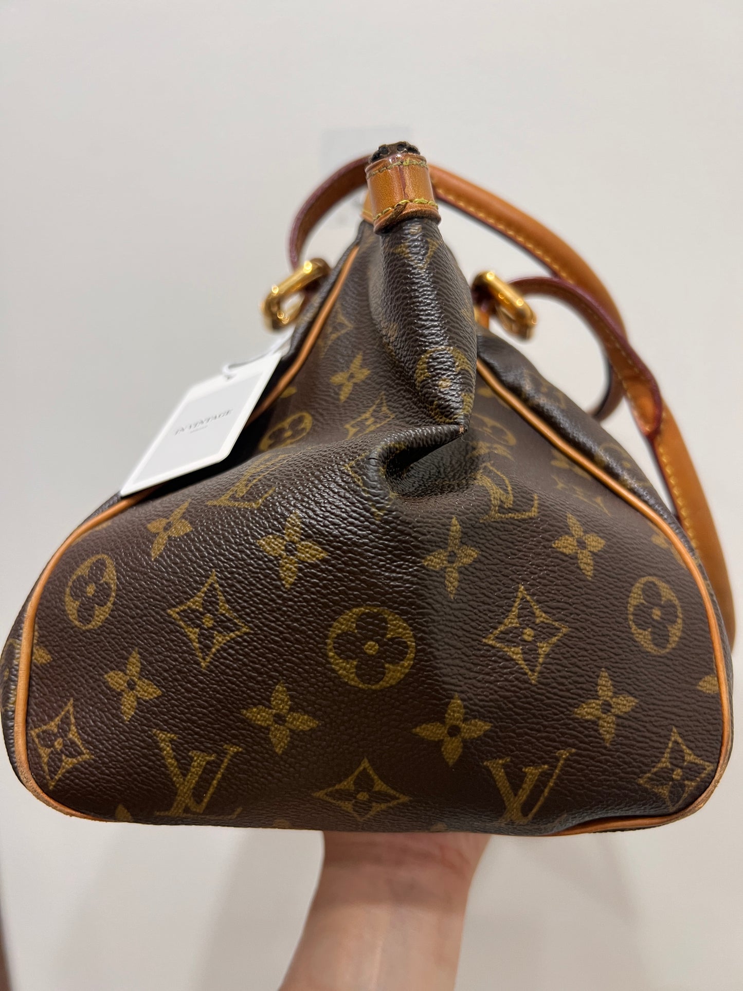 LOUIS VUITTON Tivoli GM