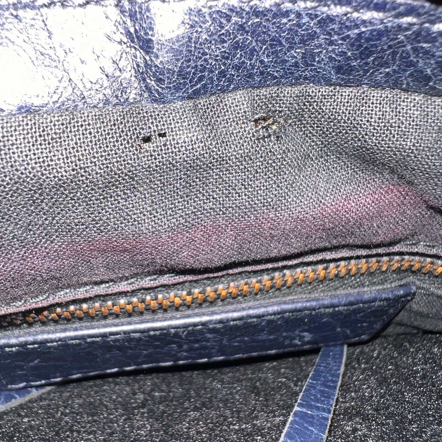 BALENCIAGA City with Long Strap (26042801)