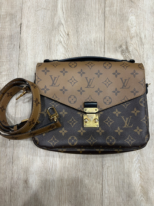 LOUIS VUITTON Monogram Reverse Canvas Pochette Metis