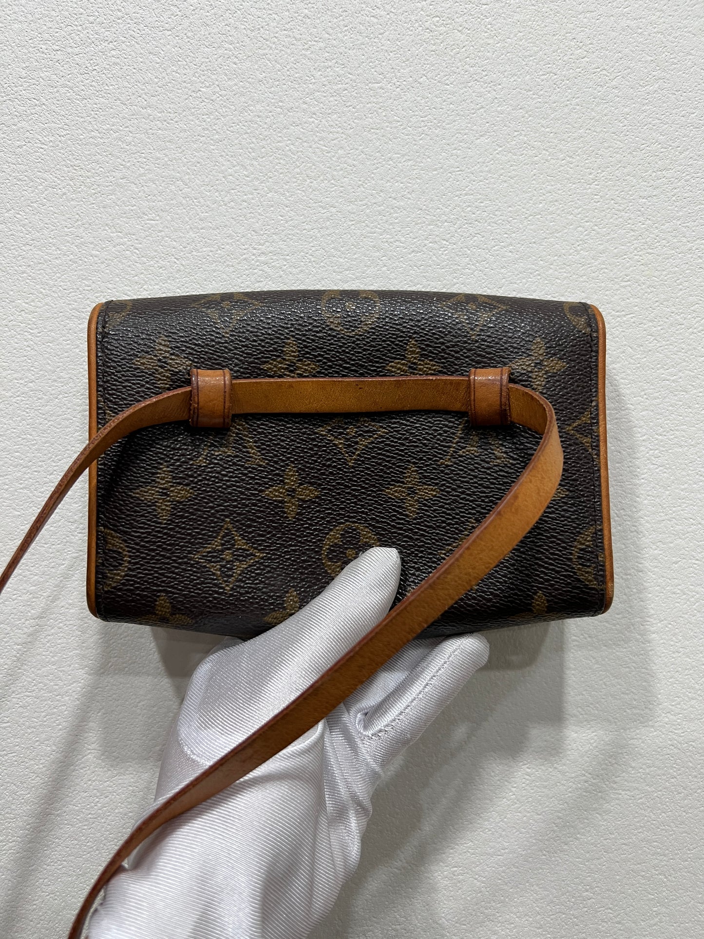 LOUIS VUITTON Pochette Florentine Belt Bag
