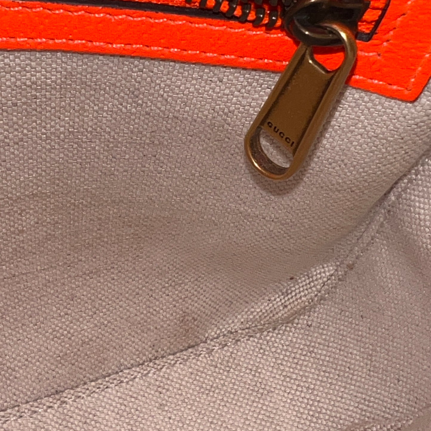 GUCCI GG Supreme Monogram Textured Dollar Calfskin Web Ophidia Wristlet Shoulder Bag Beige Ebony Orange