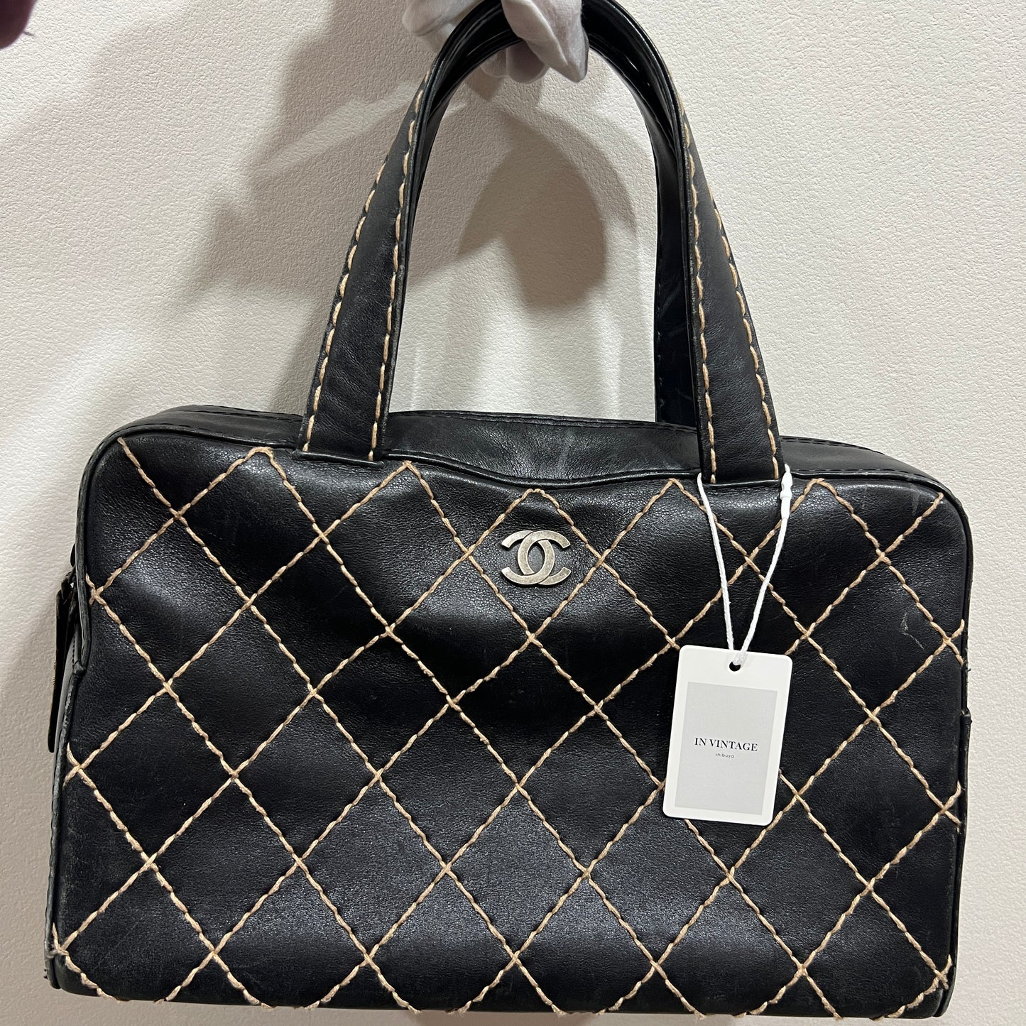 CHANEL V stitch Handbag