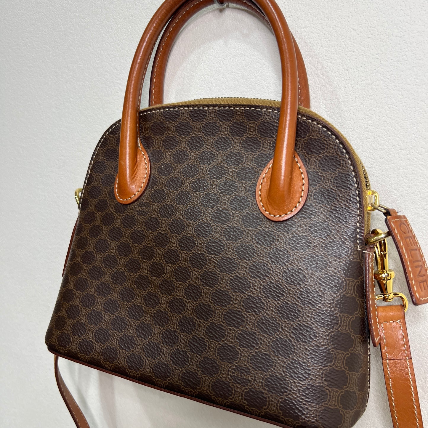 CELINE
