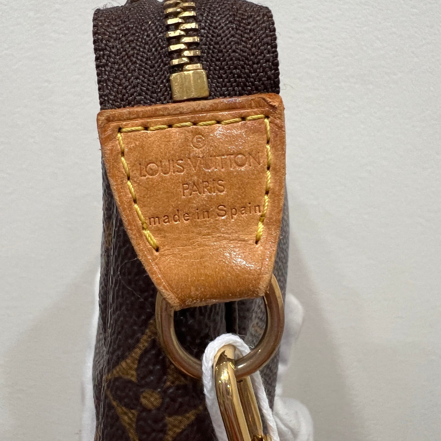 LOUIS VUITTON Accessory Pouchette w/ Long Strap