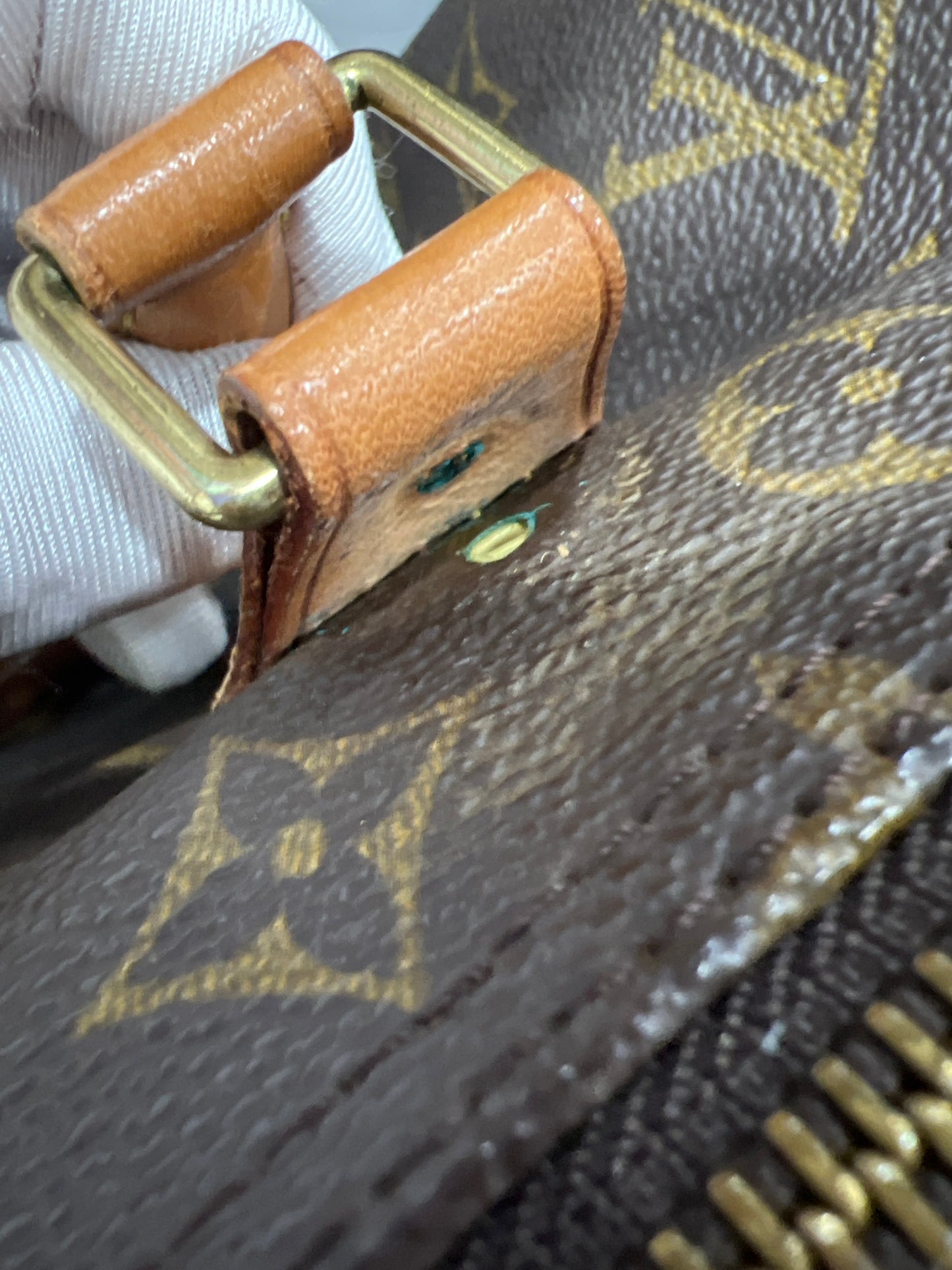 LOUIS VUITTON SPEEDY 30