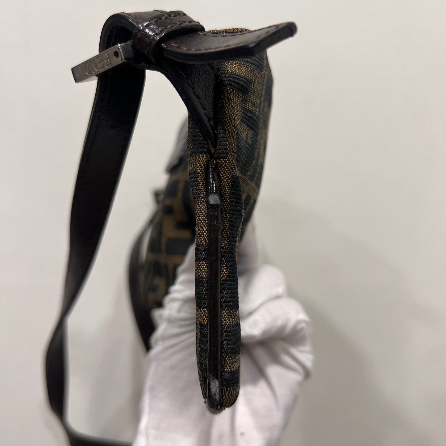 FENDI Crossbody Baguette