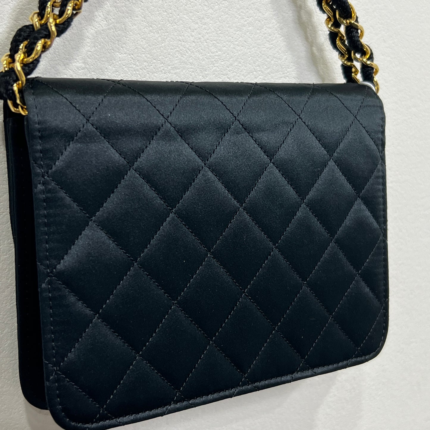 CHANEL Silk Shoulder Chain Bag