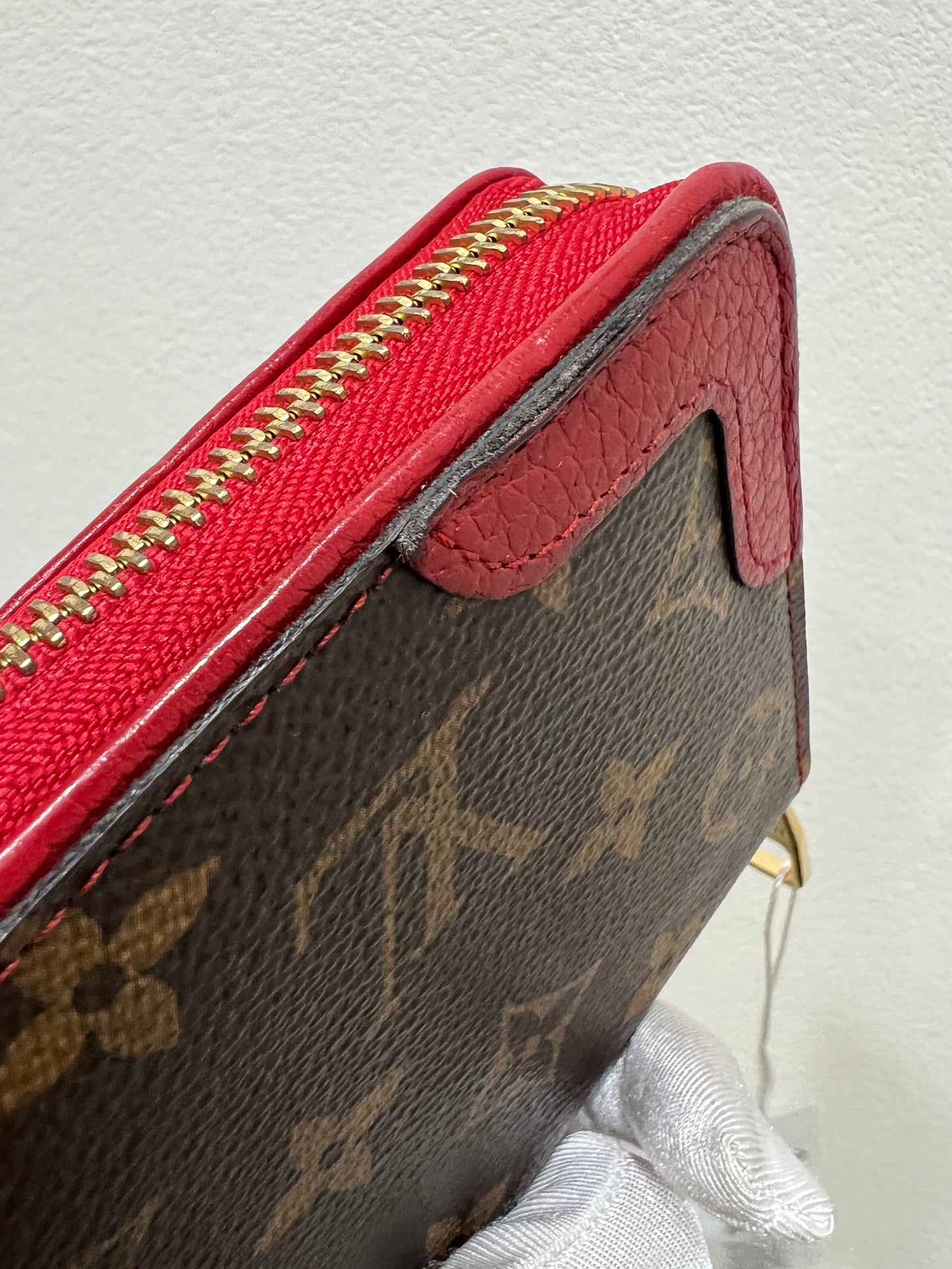 LOUIS VUITTON Zippy Retro Long Wallet