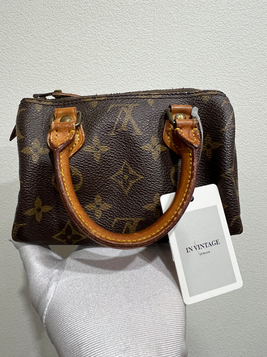 LOUIS VUITTON Nano Speedy