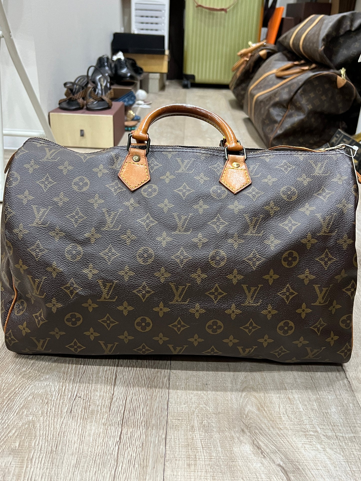 LOUIS VUITTON Speedy 40