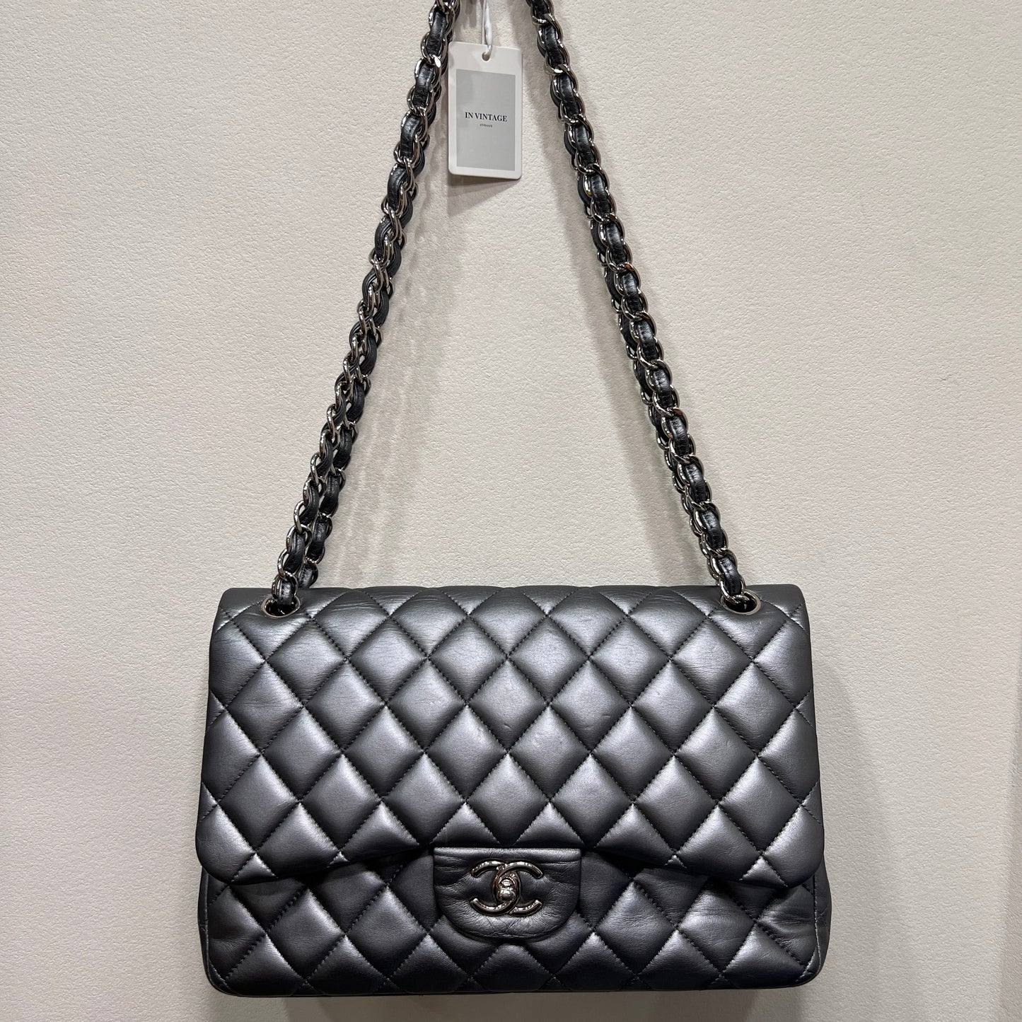 CHANEL Jumbo Double Flap Lambskin Quilted