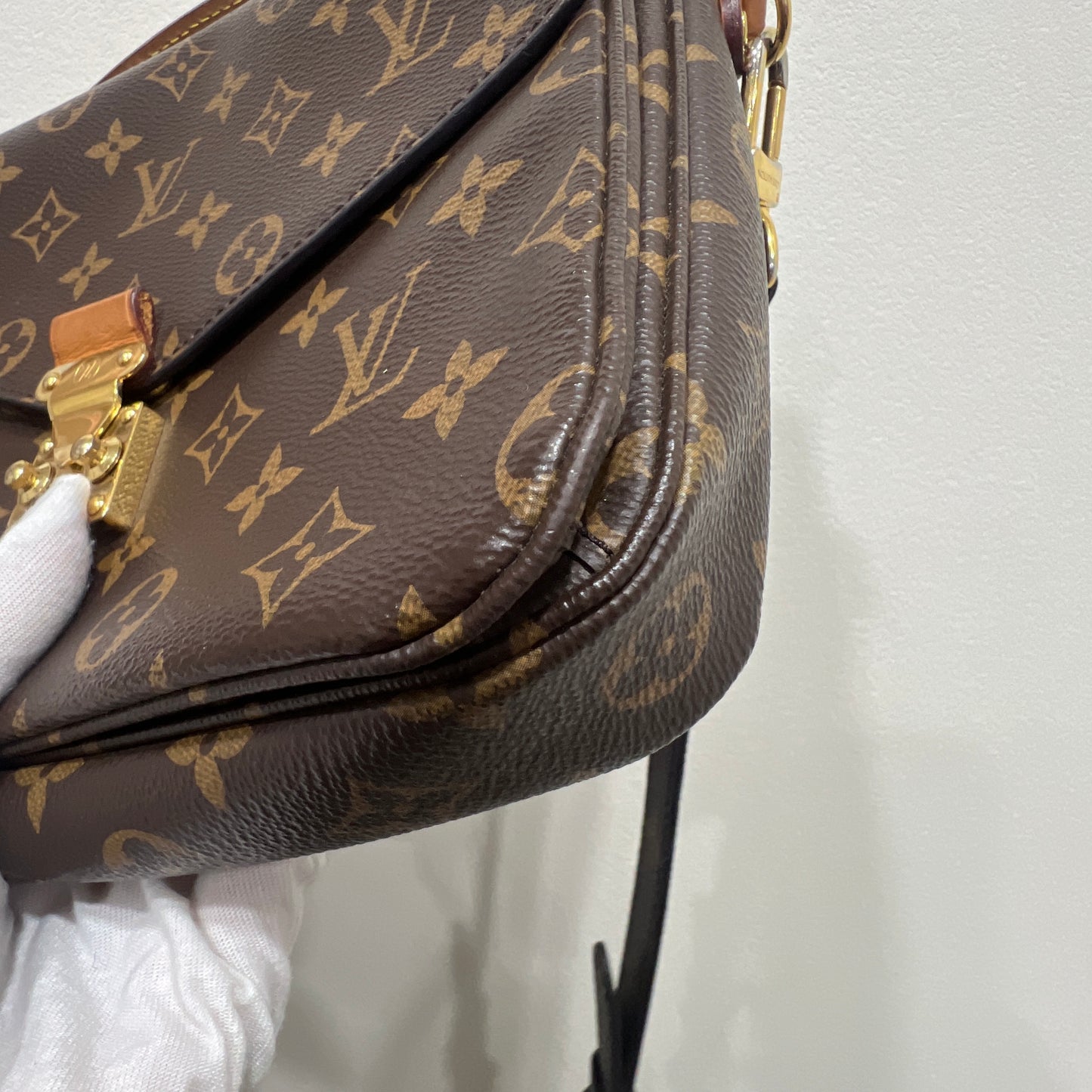 LOUIS VUITTON Metis Monogram (260130)