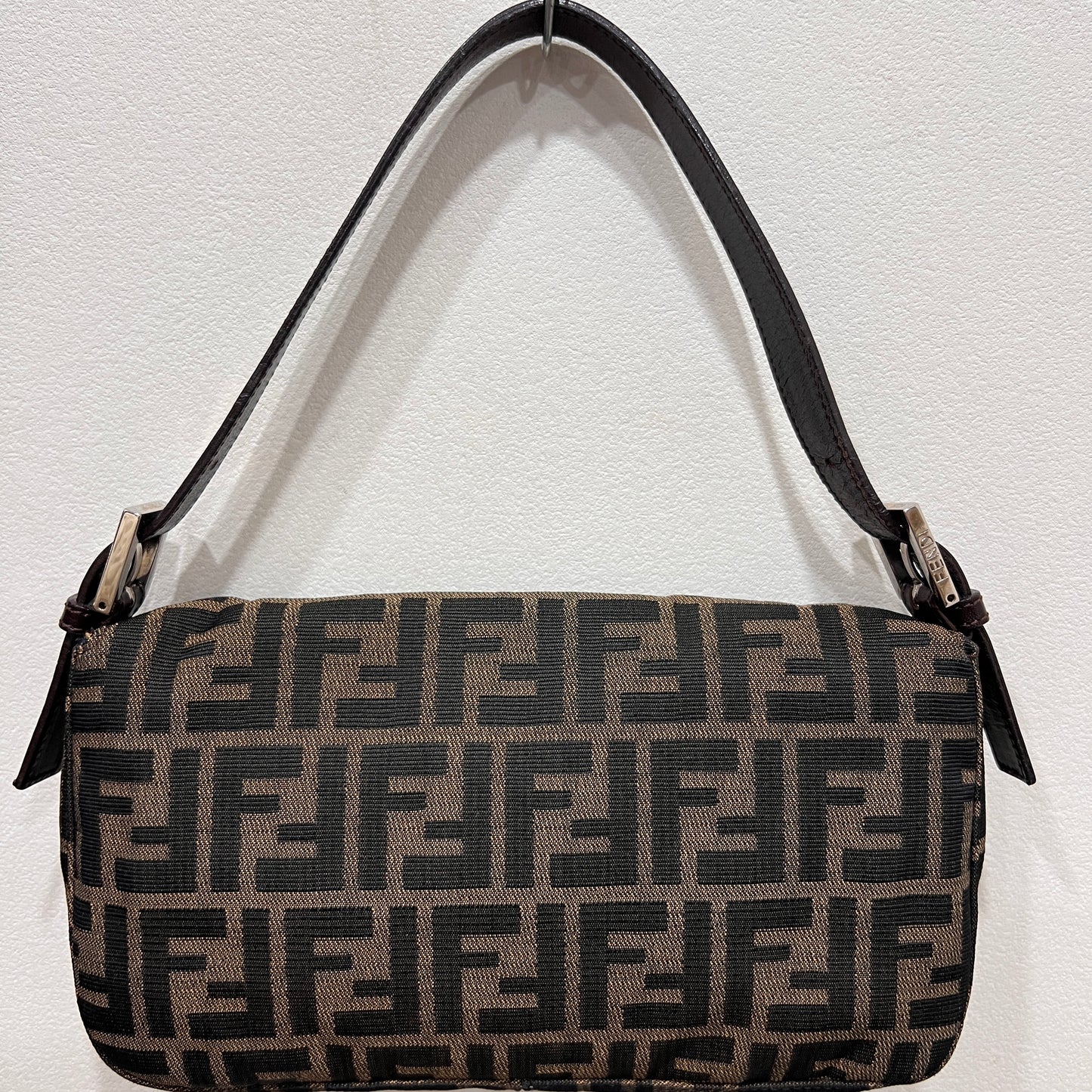 FENDI Baguette in Silver