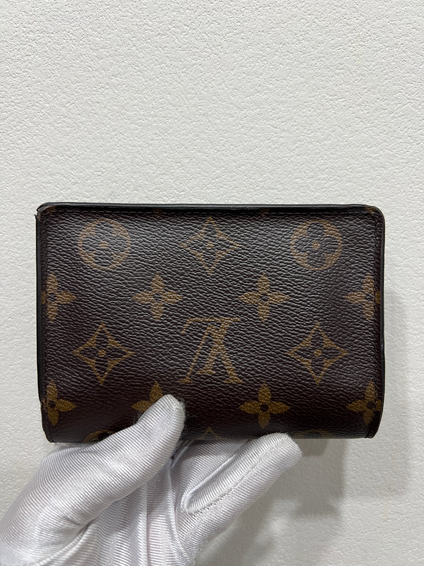 LOUIS VUITTON Compact Wallet