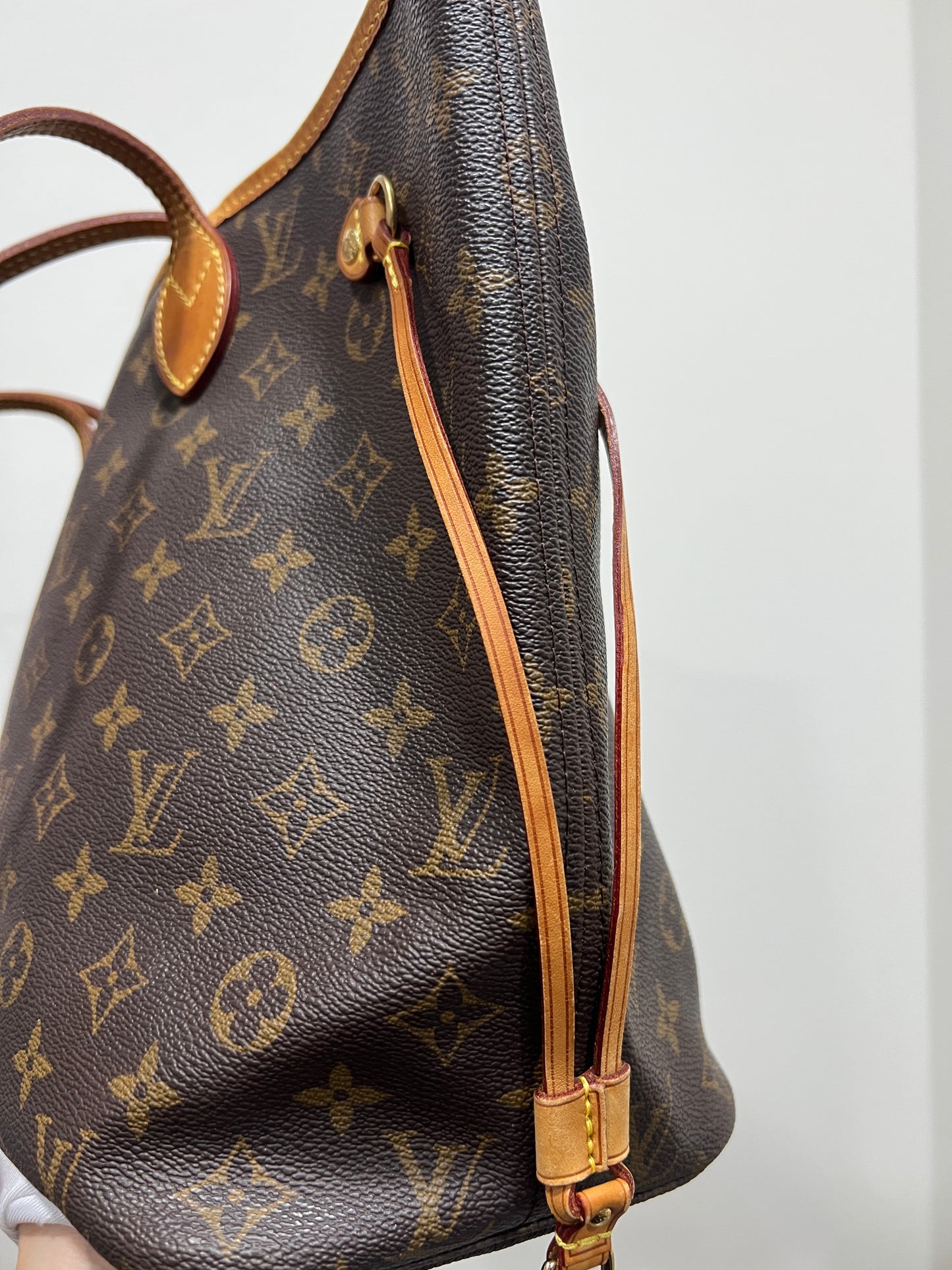 LOUIS VUITTON Neverfull MM