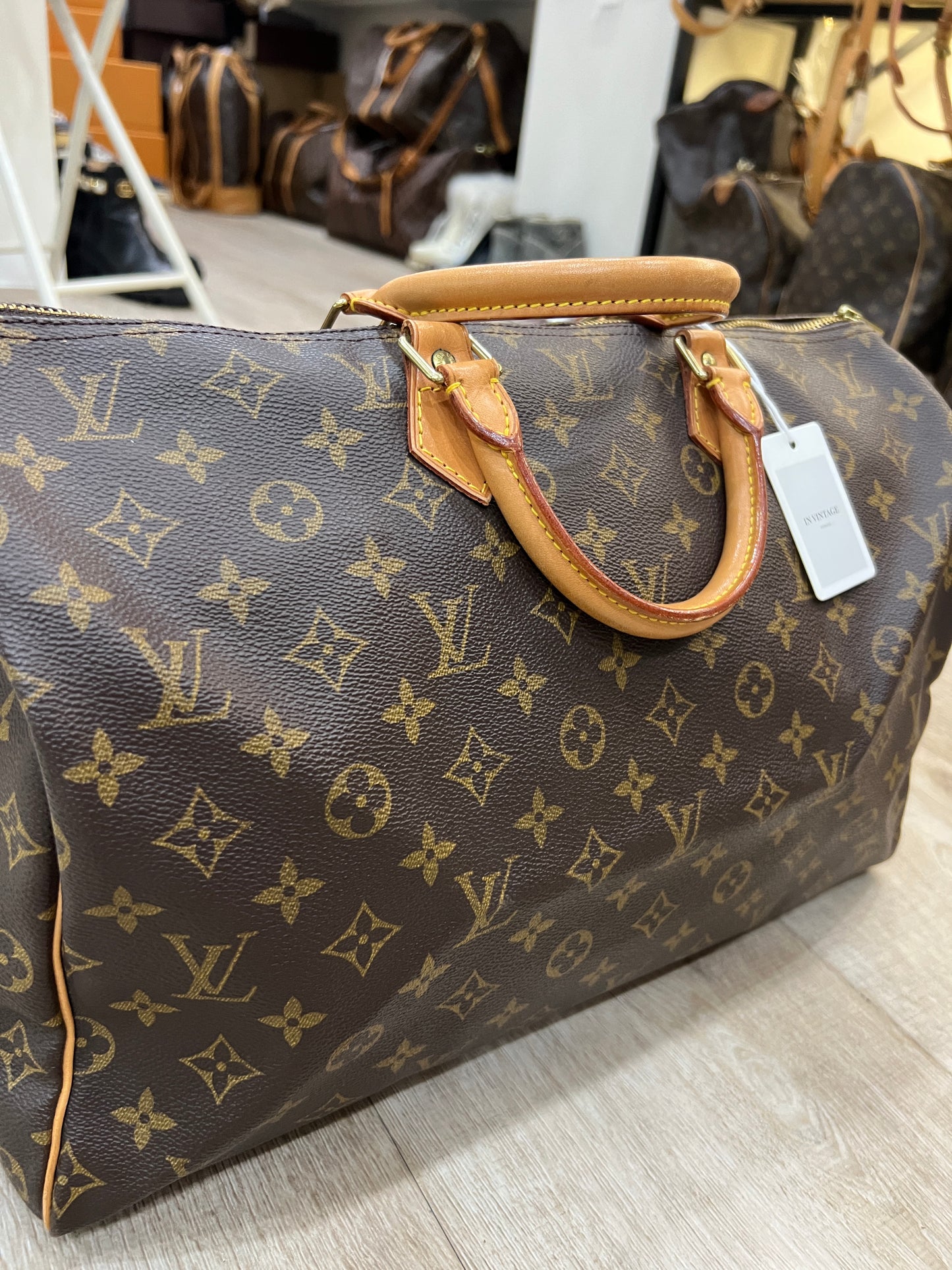 LOUIS VUITTON Speedy 35