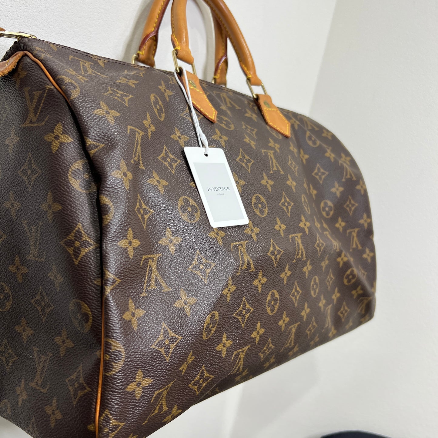 LOUIS VUITTON Speedy 40cm