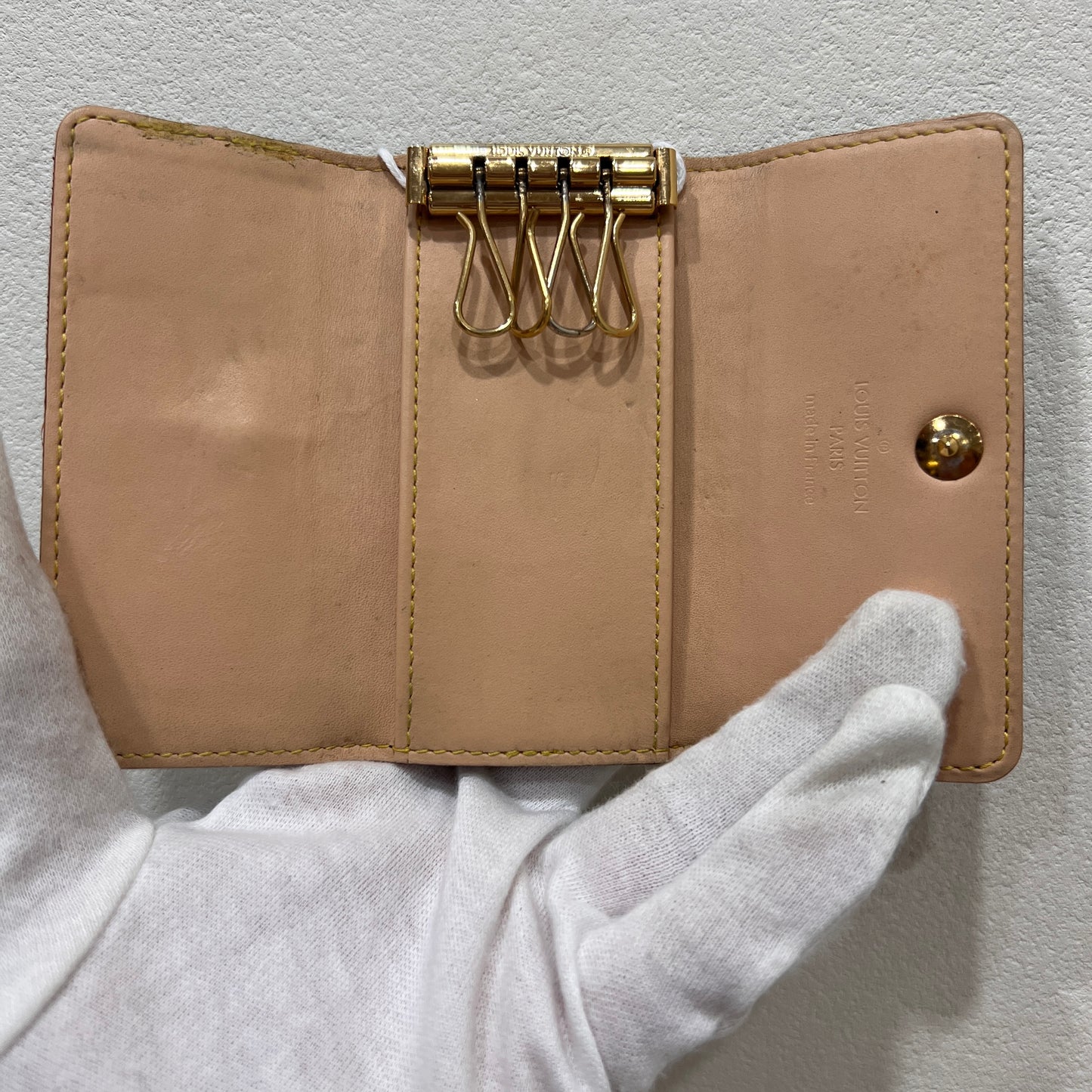 LOUIS VUITTON Murakami Key Holder (Black)