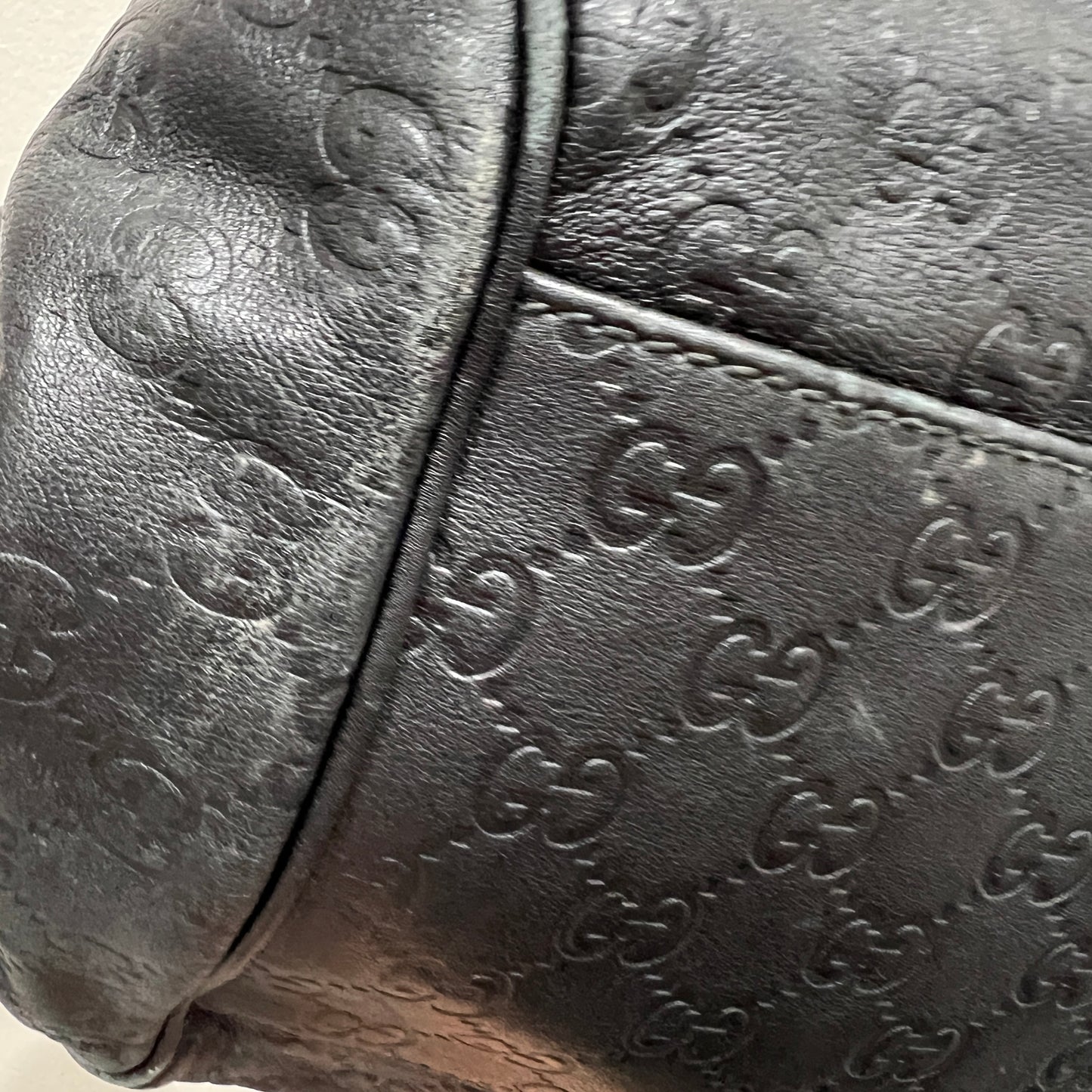 GUCCI Sukey Handbag in Timeless Black Guccissima (GG embossed) Leather