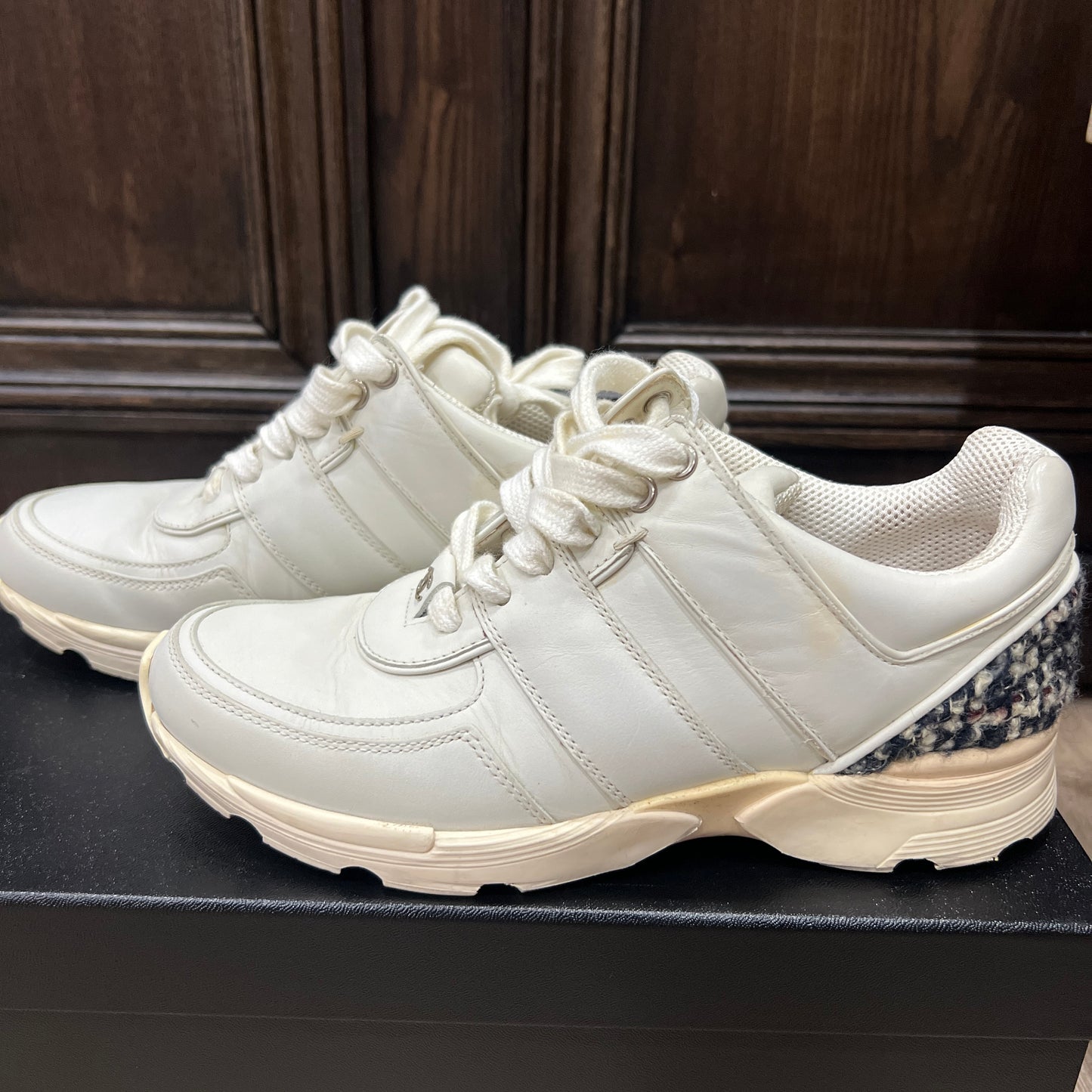 CHANEL White Leather And Tweed Trim CC Low Top Sneakers Size 36 1/2