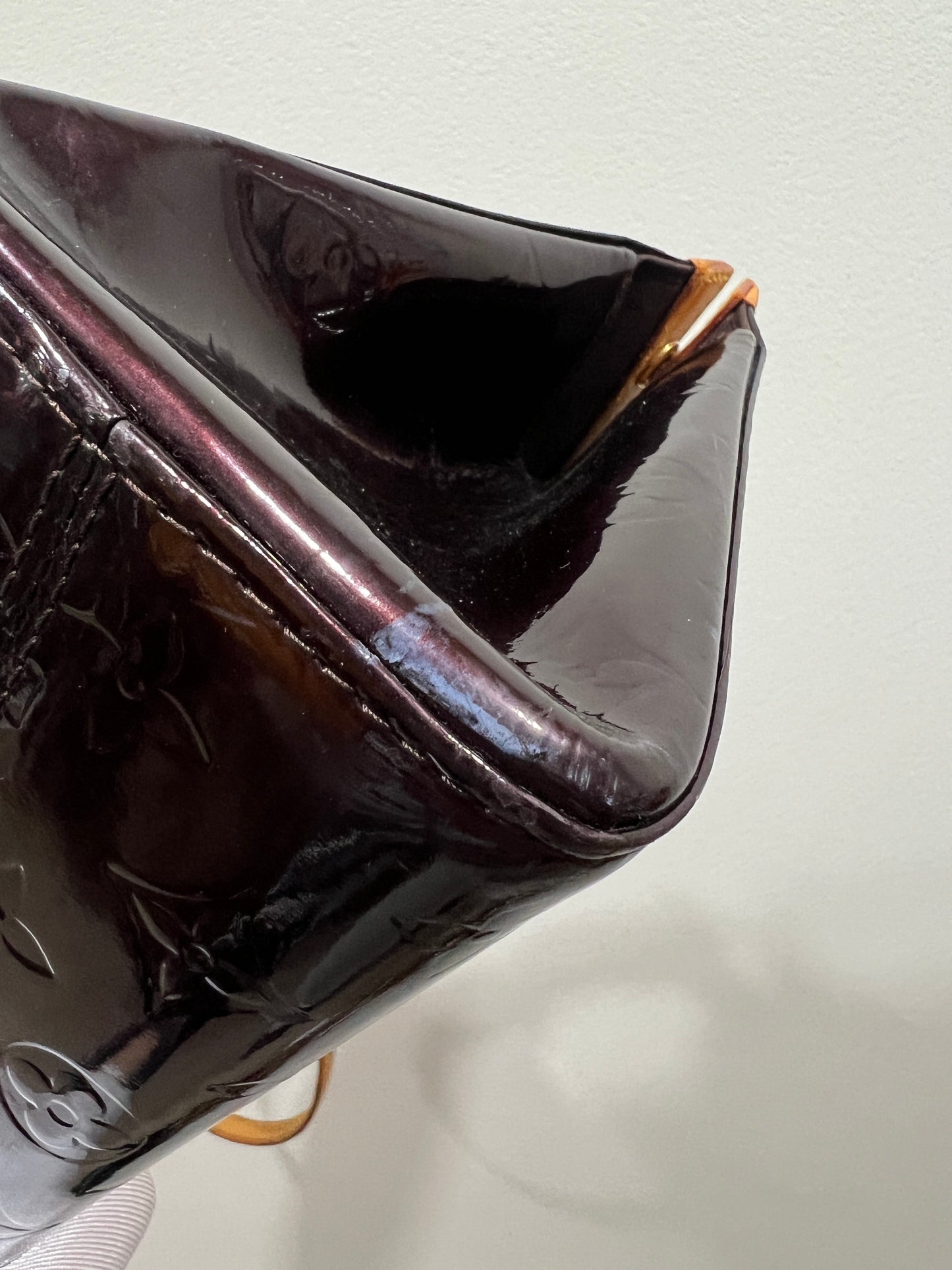 LOUIS VUITTON Roxbury Drive Vernis