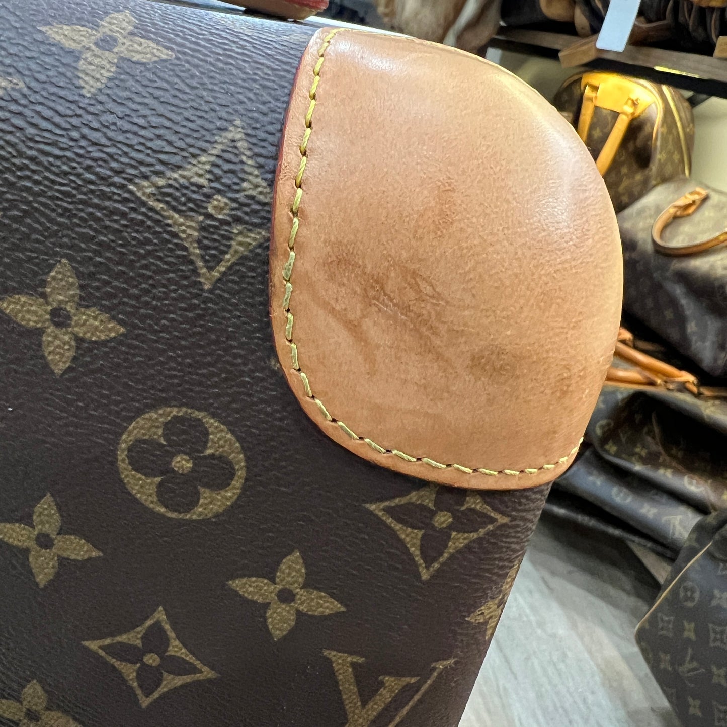 LOUIS VUITTON Horizon 55 suitcase