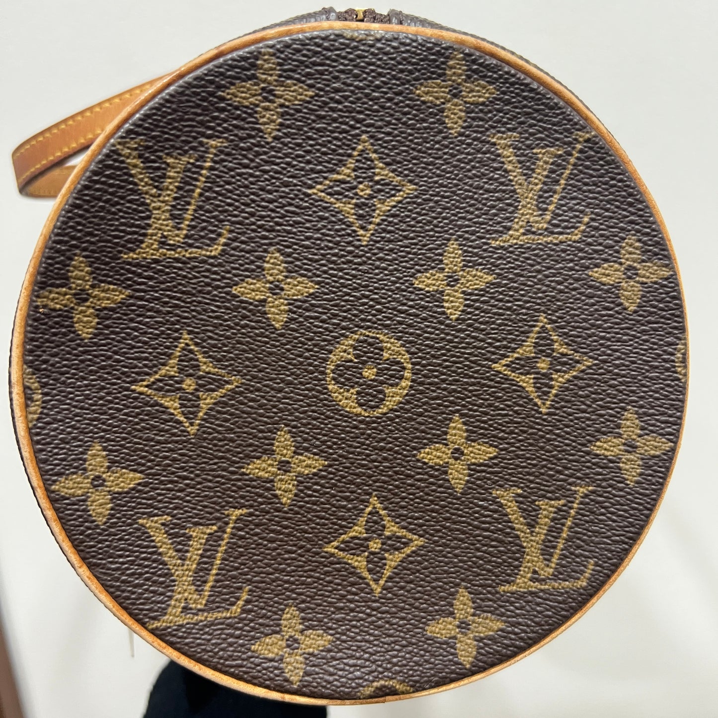 LOUIS VUITTON Papillon 30