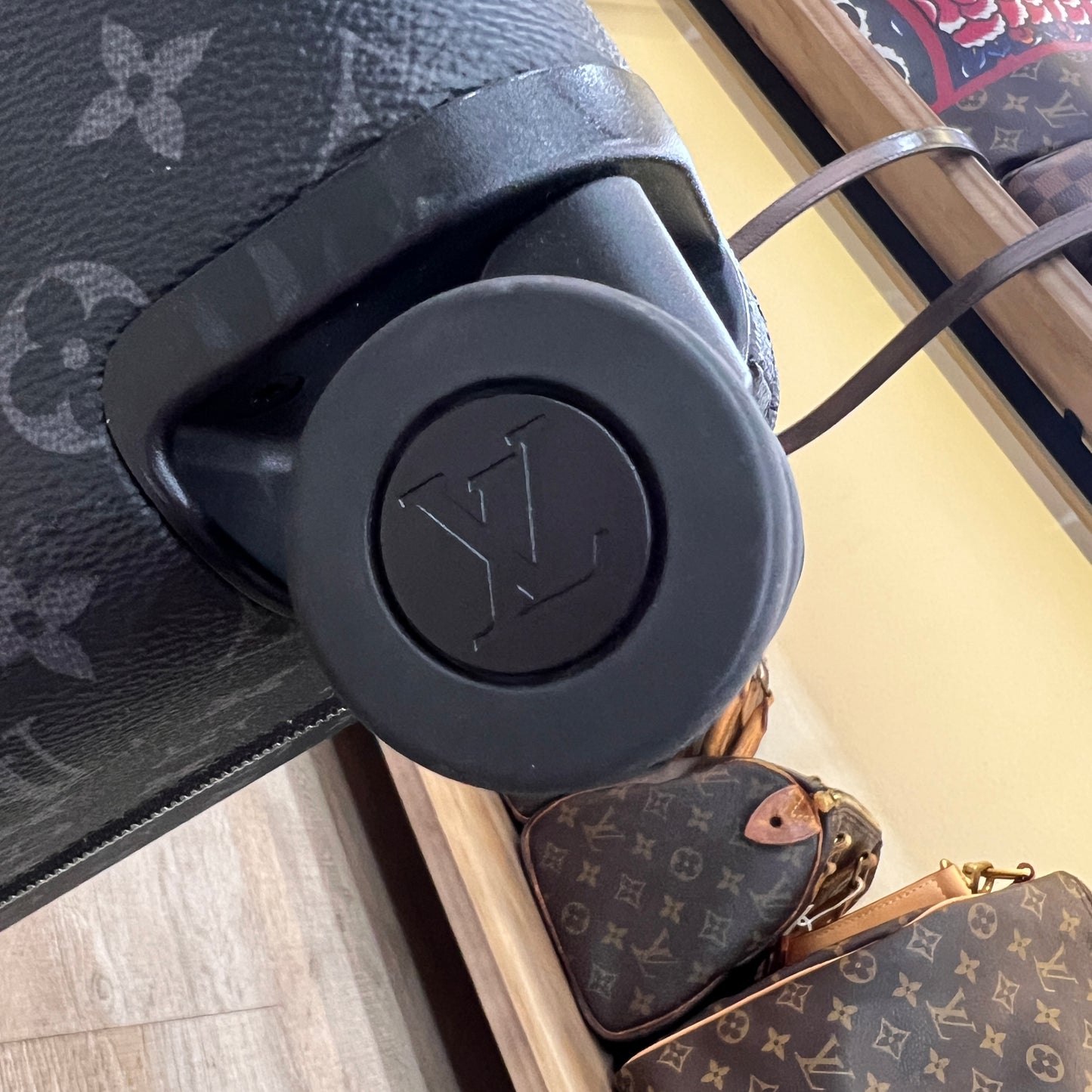 LOUIS VUITTON Horizon Grey Monogram Eclipse 55cm Suitcase