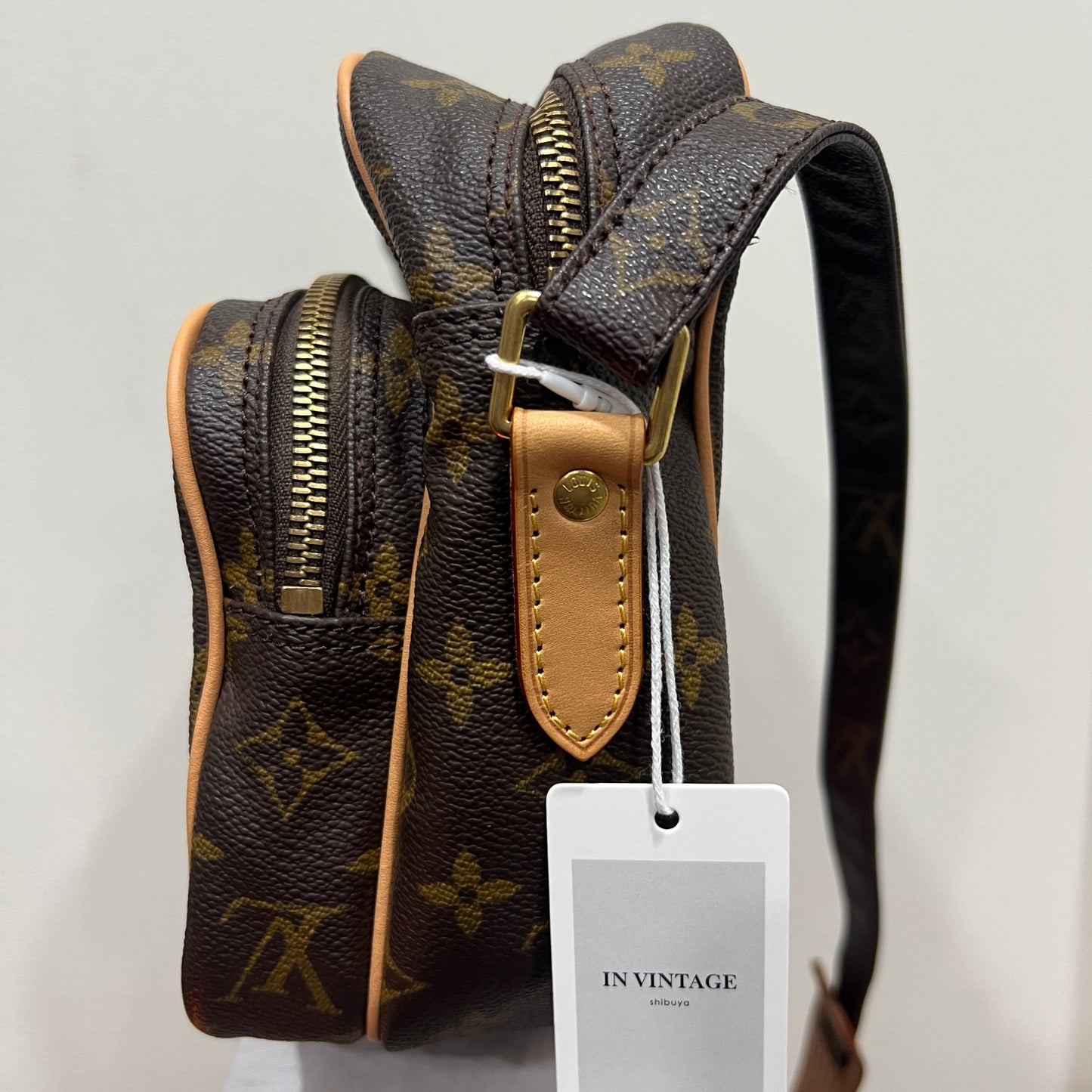 LOUIS VUITTON Nile Shoulder Bag VACHETTA REPLACED