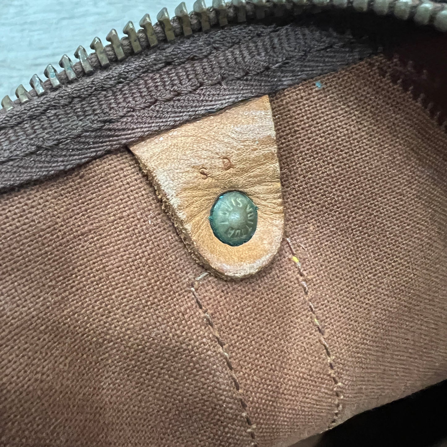 LOUIS VUITTON Keepall 55