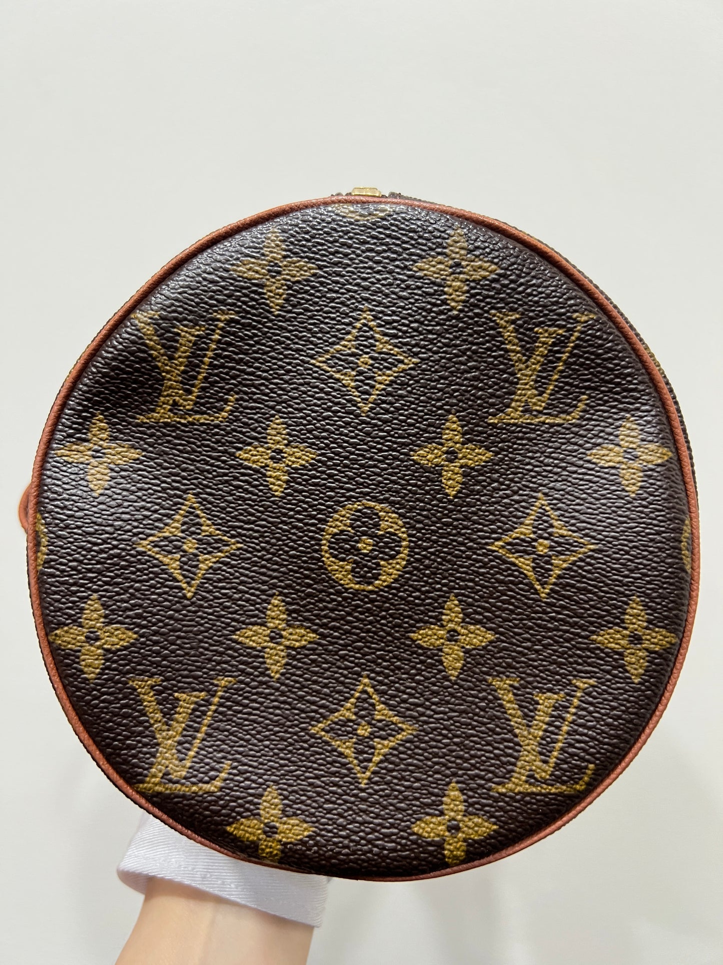 LOUIS VUITTON Papillon