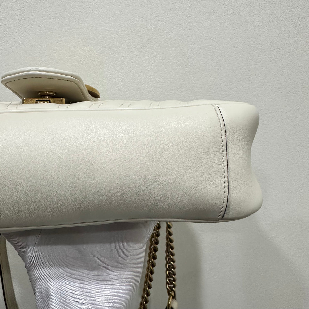 GUCCI Marmont white