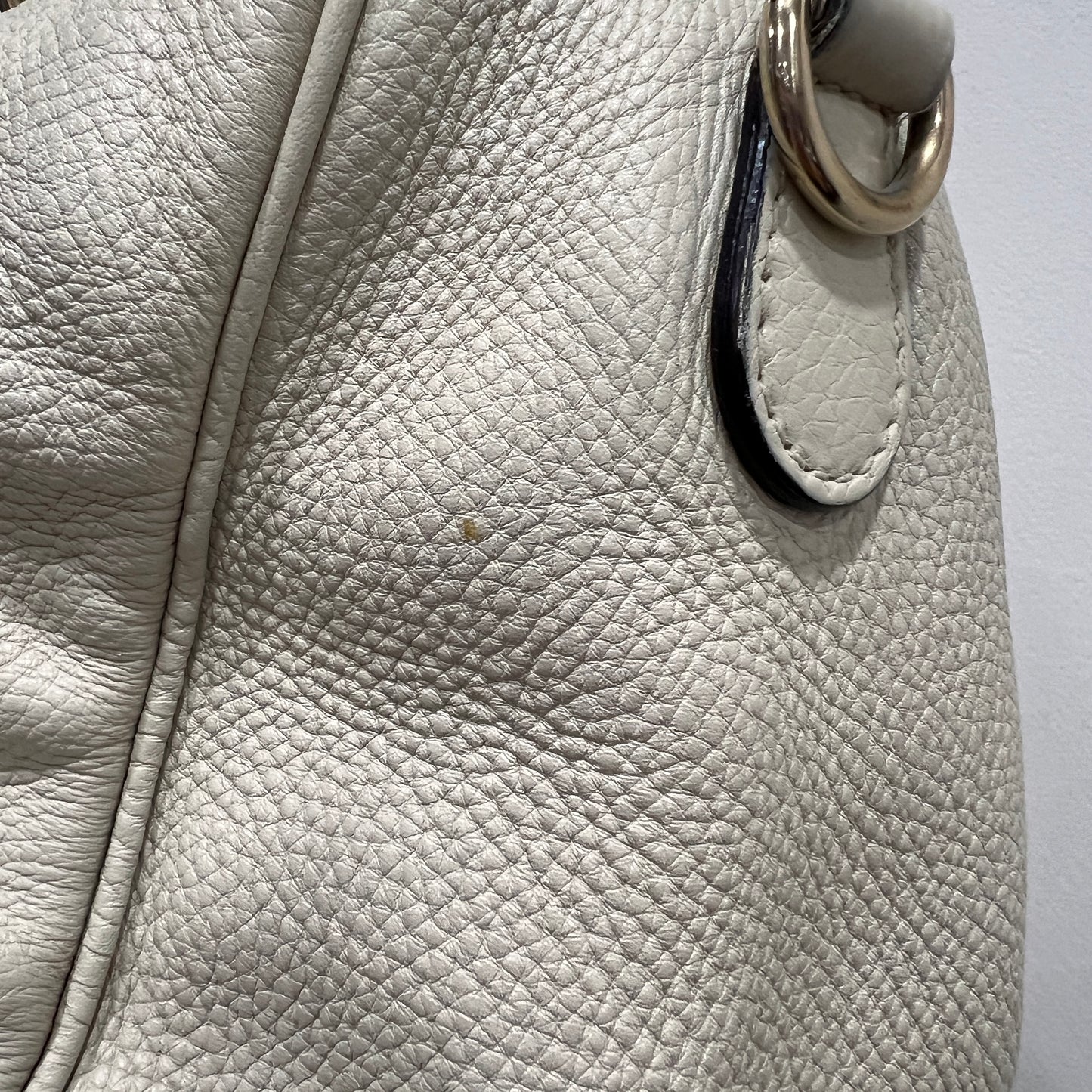 GUCCI Gucci Bamboo White Leather Handbag Shoulder Bag (strap not included)