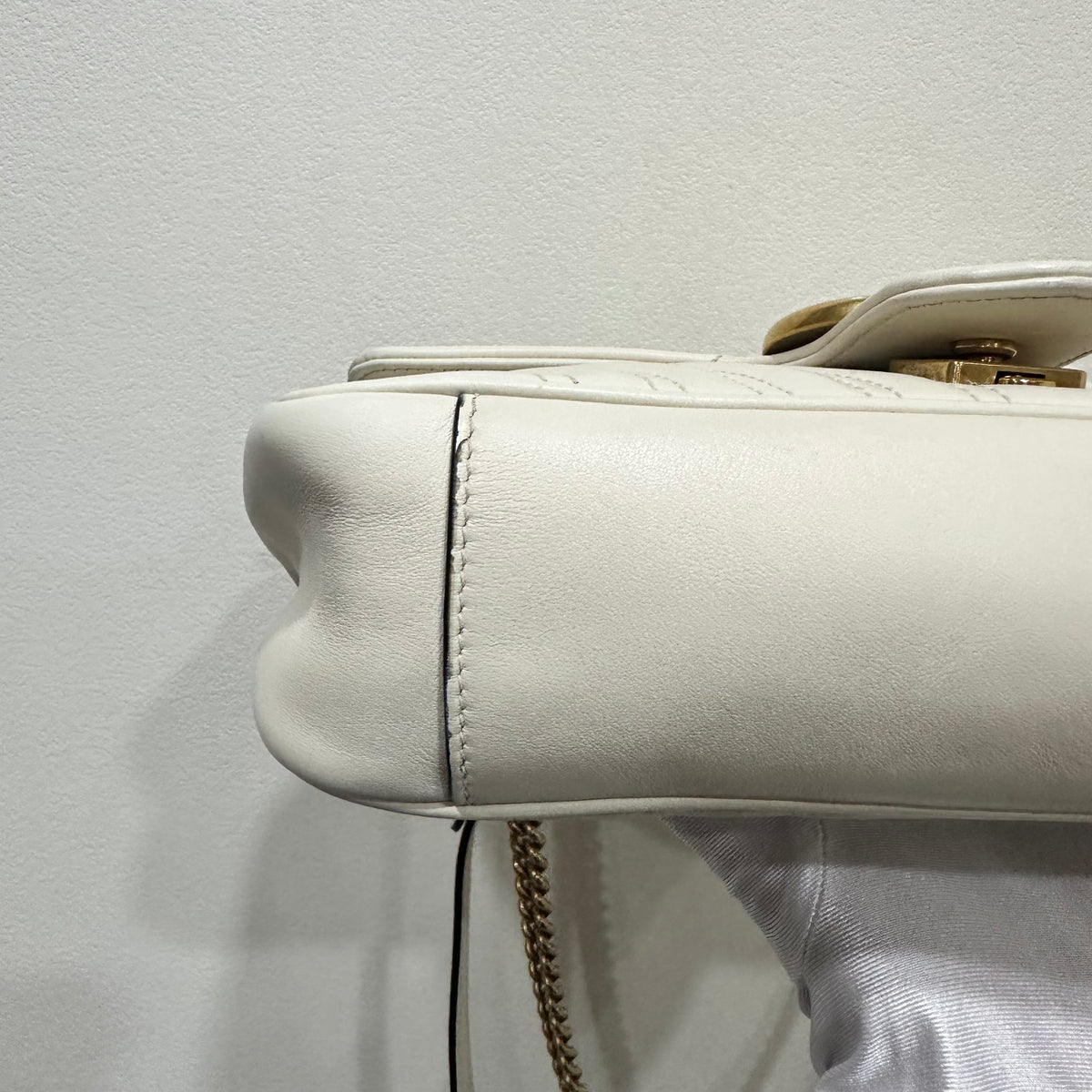 GUCCI Marmont white