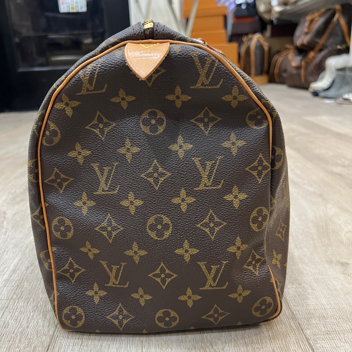 LOUIS VUITTON Speedy 35