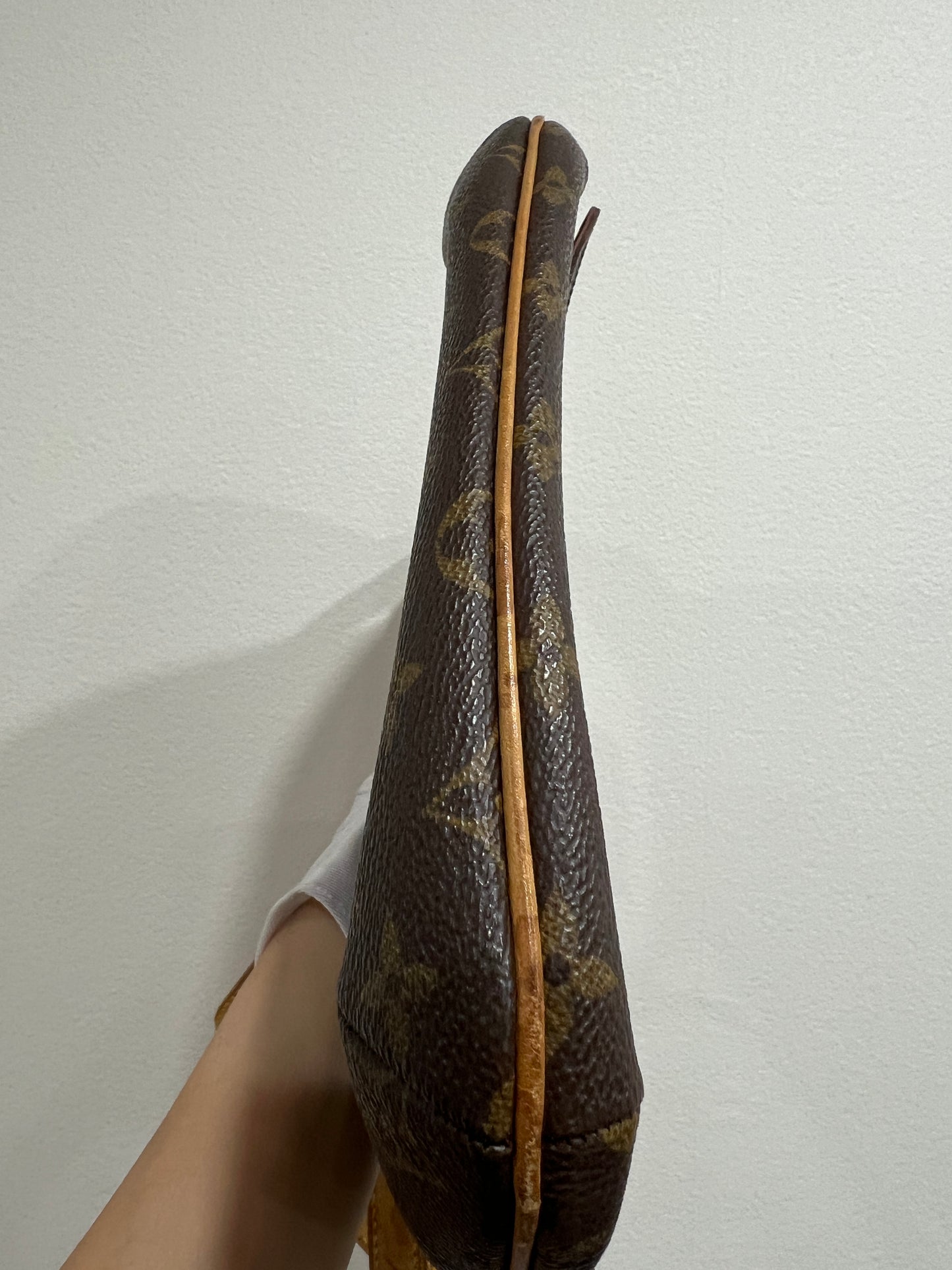 LOUIS VUITTON Musette Tango