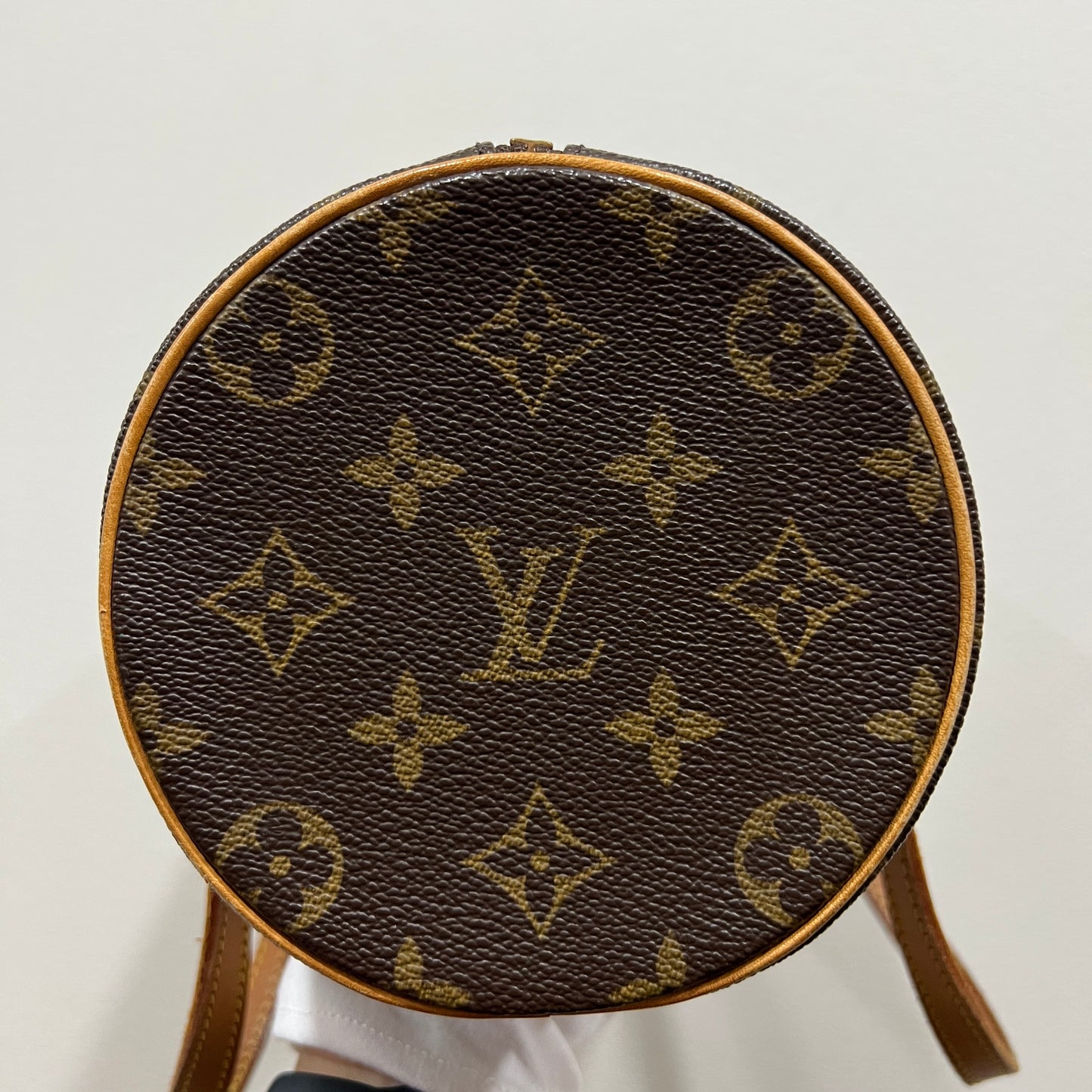 LOUIS VUITTON Papillon 26cm