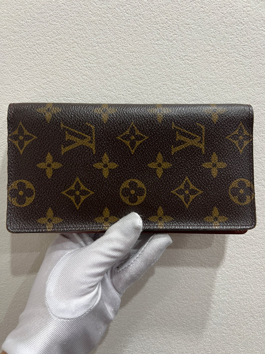 LOUIS VUITTON Long Wallet
