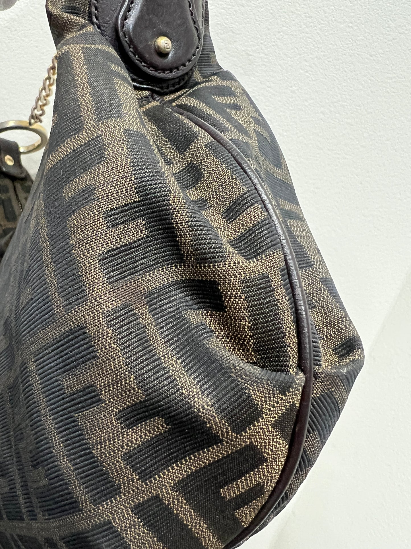 FENDI Croissant Chain Shoulder Bag