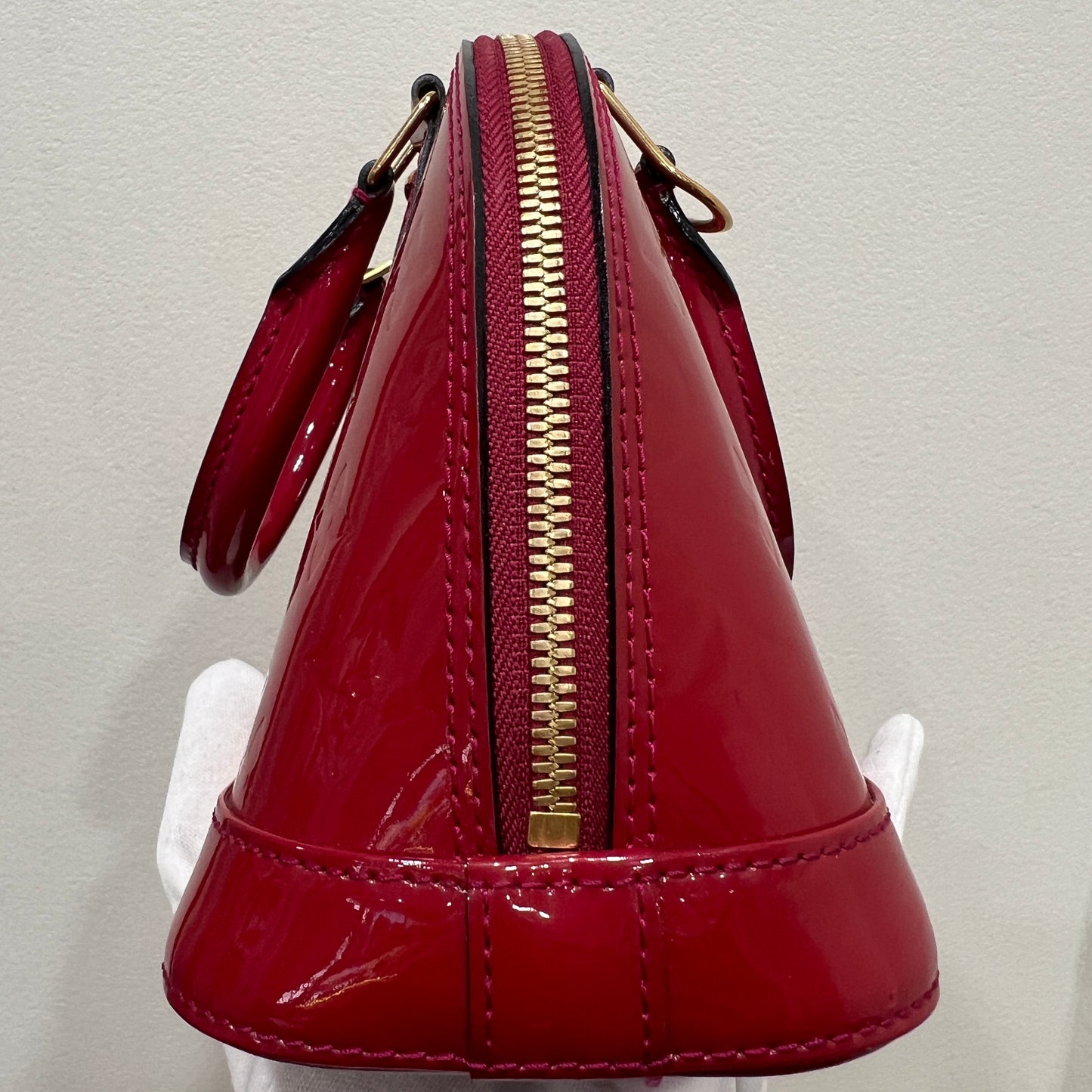 LOUIS VUITTON Red Alma BB