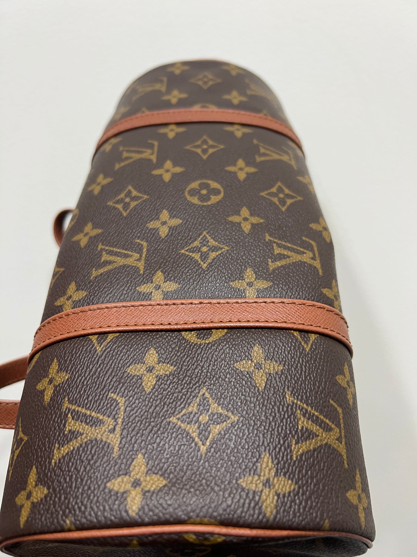 LOUIS VUITTON Papillon