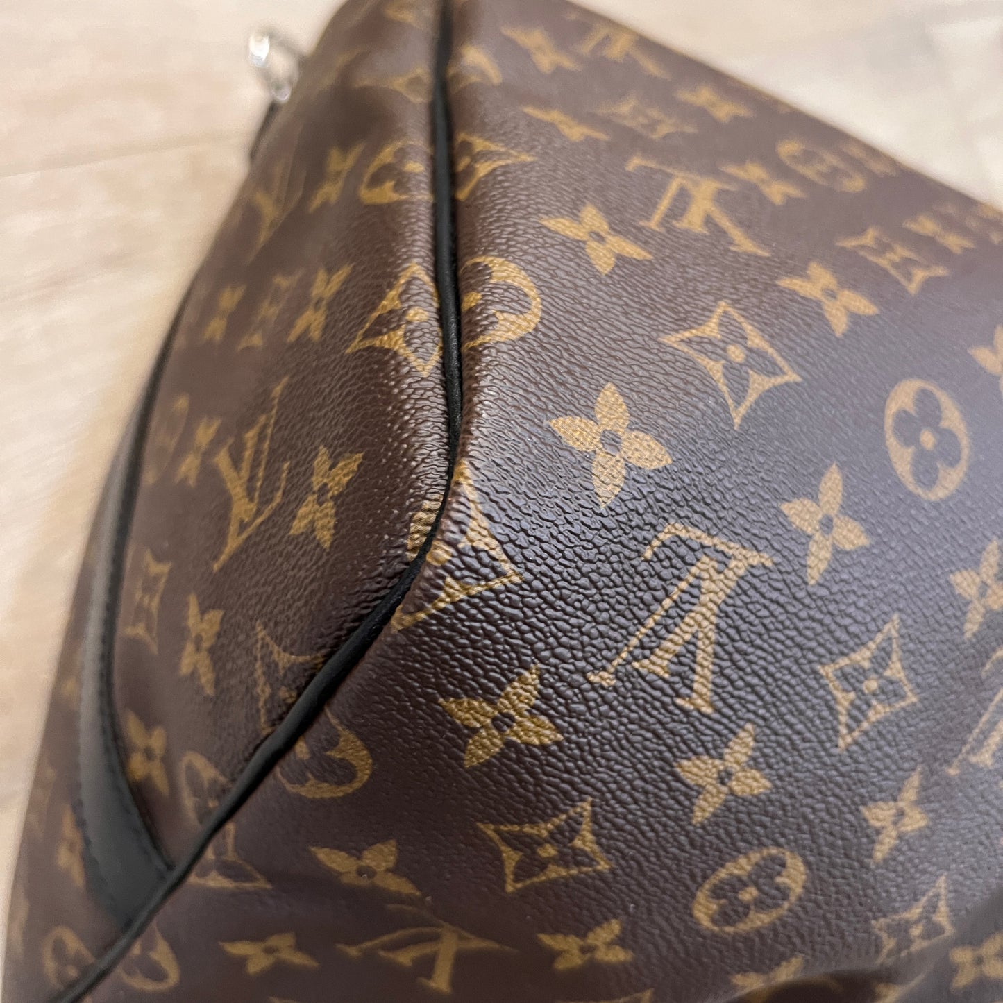 LOUIS VUITTON Bandouliere Keepall 55cm