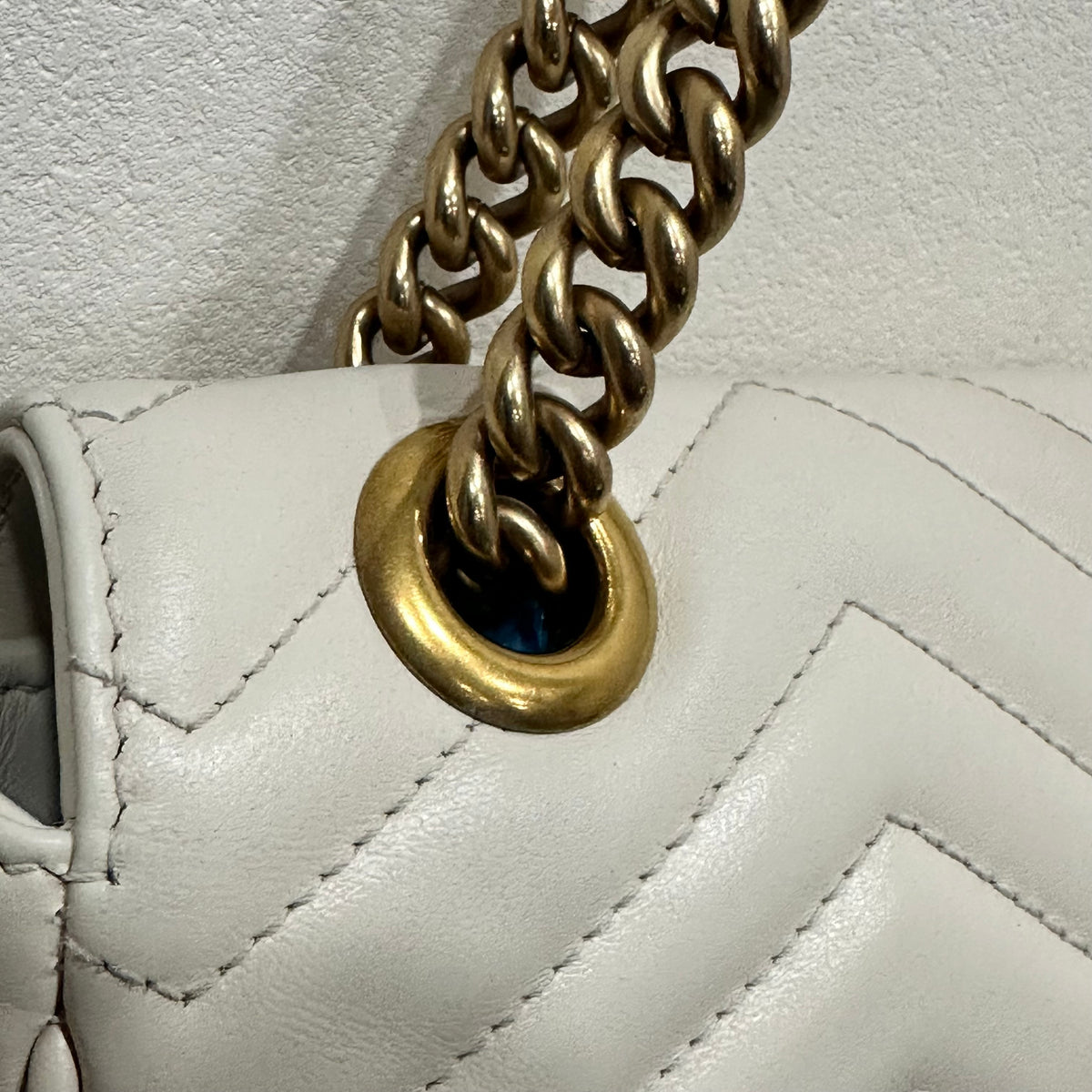 GUCCI Marmont white
