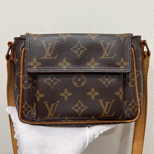 LOUIS VUITTON Cite Crossbody