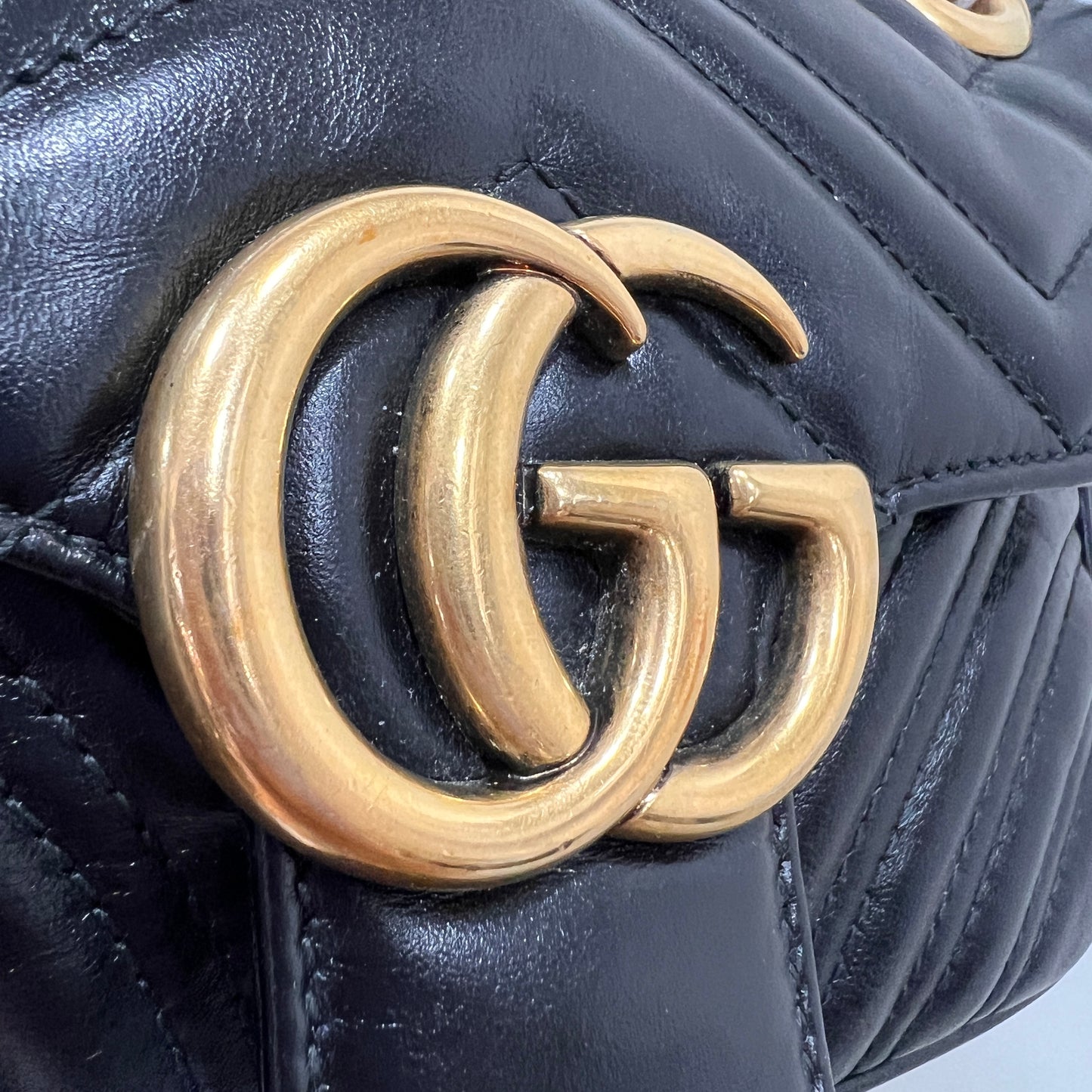 GUCCI GG Marmont Shoulder Bag