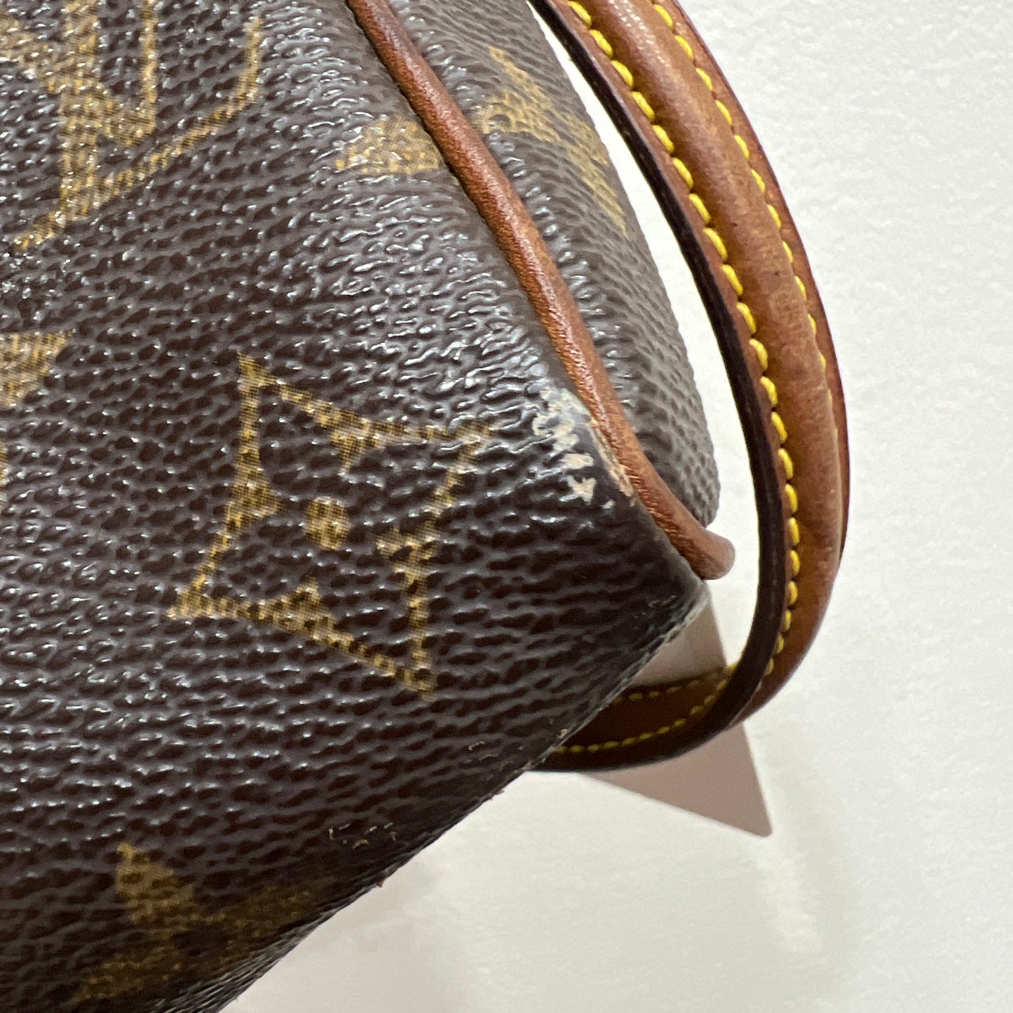 LOUIS VUITTON Recital Monogram