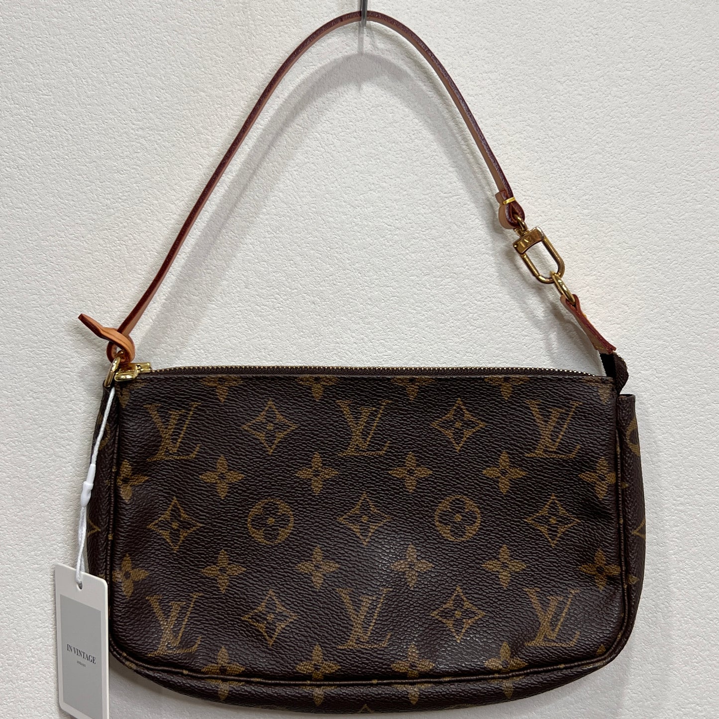 LOUIS VUITTON Pochette Accessory